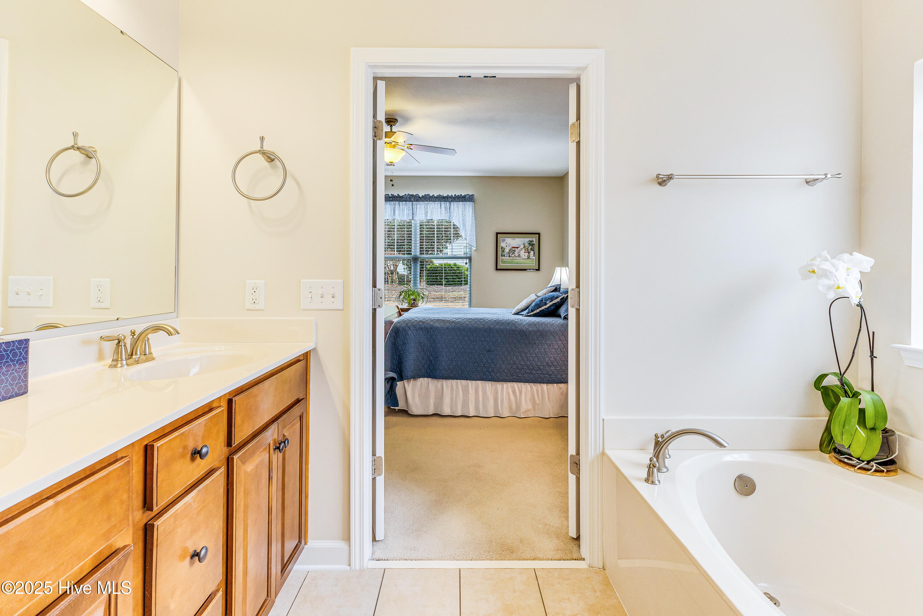 100547221 | Photo 21