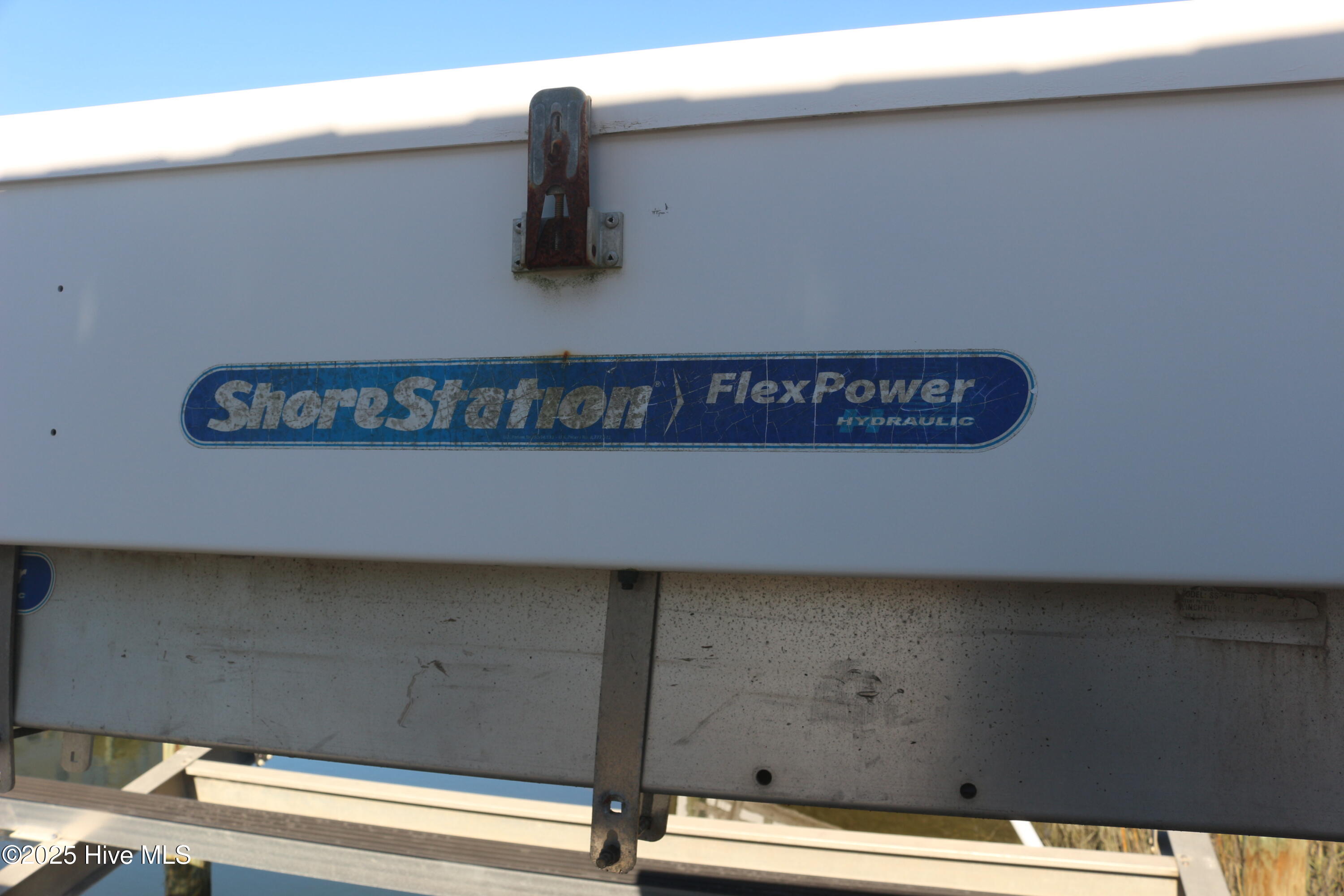 100546228 | Photo 12