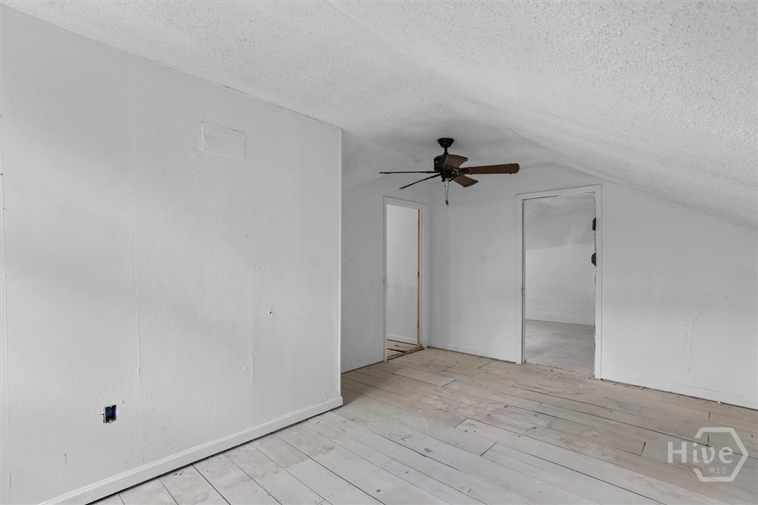 221 E 49th Street, Savannah, GA, 31405