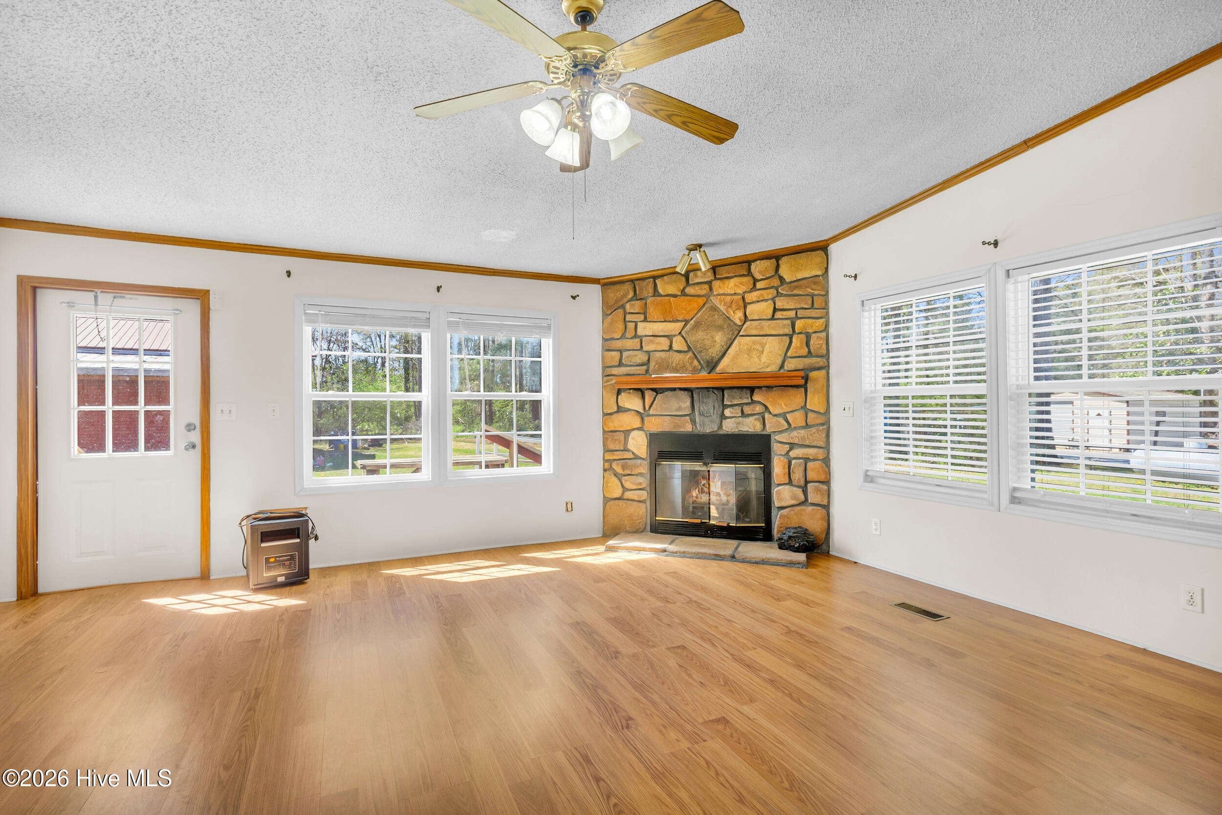 275 Bayleaf 