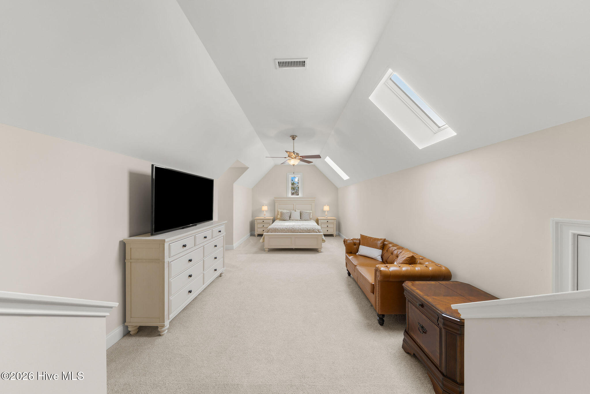 100556154 | Photo 52