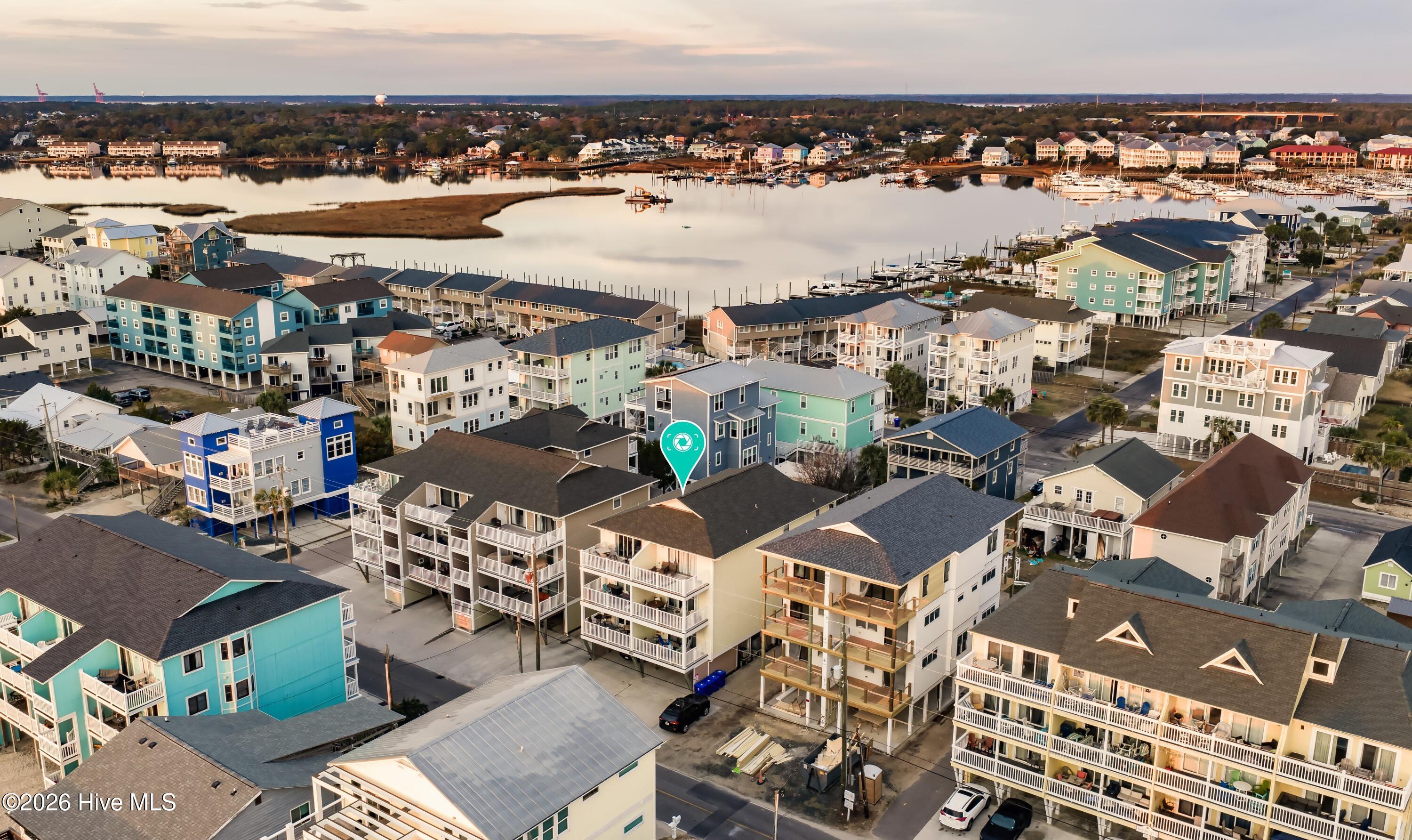 100549670 | Photo 40