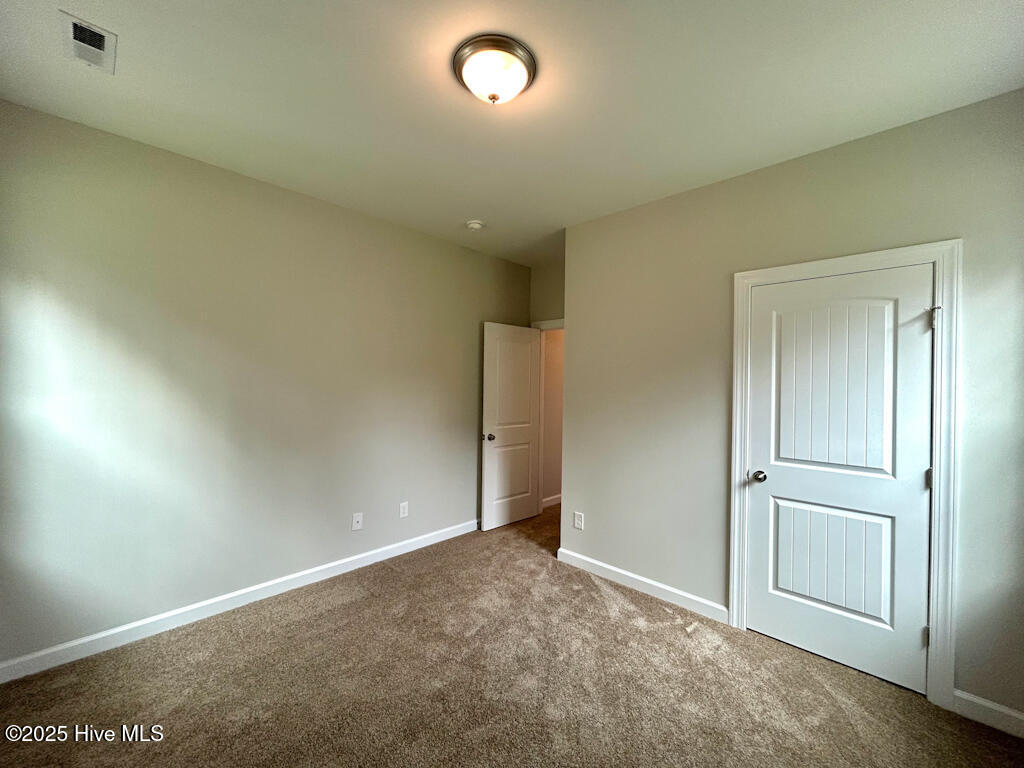 100513411 | Photo 37