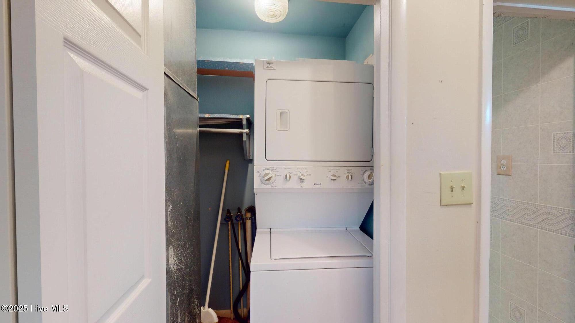 100541528 | Photo 32