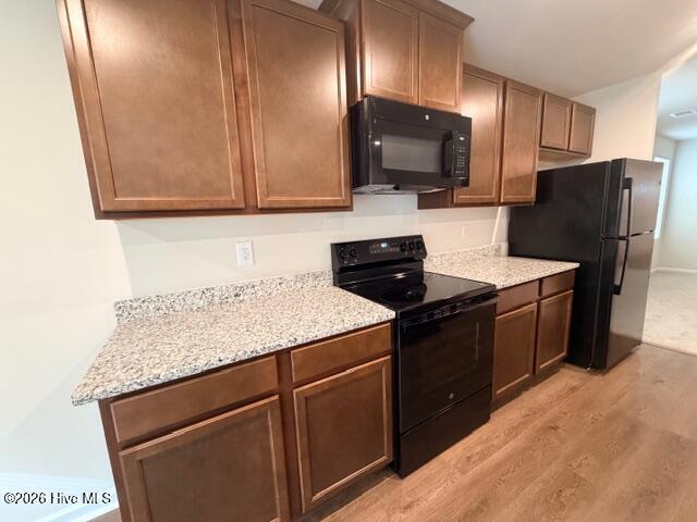 100561123 | Photo 28