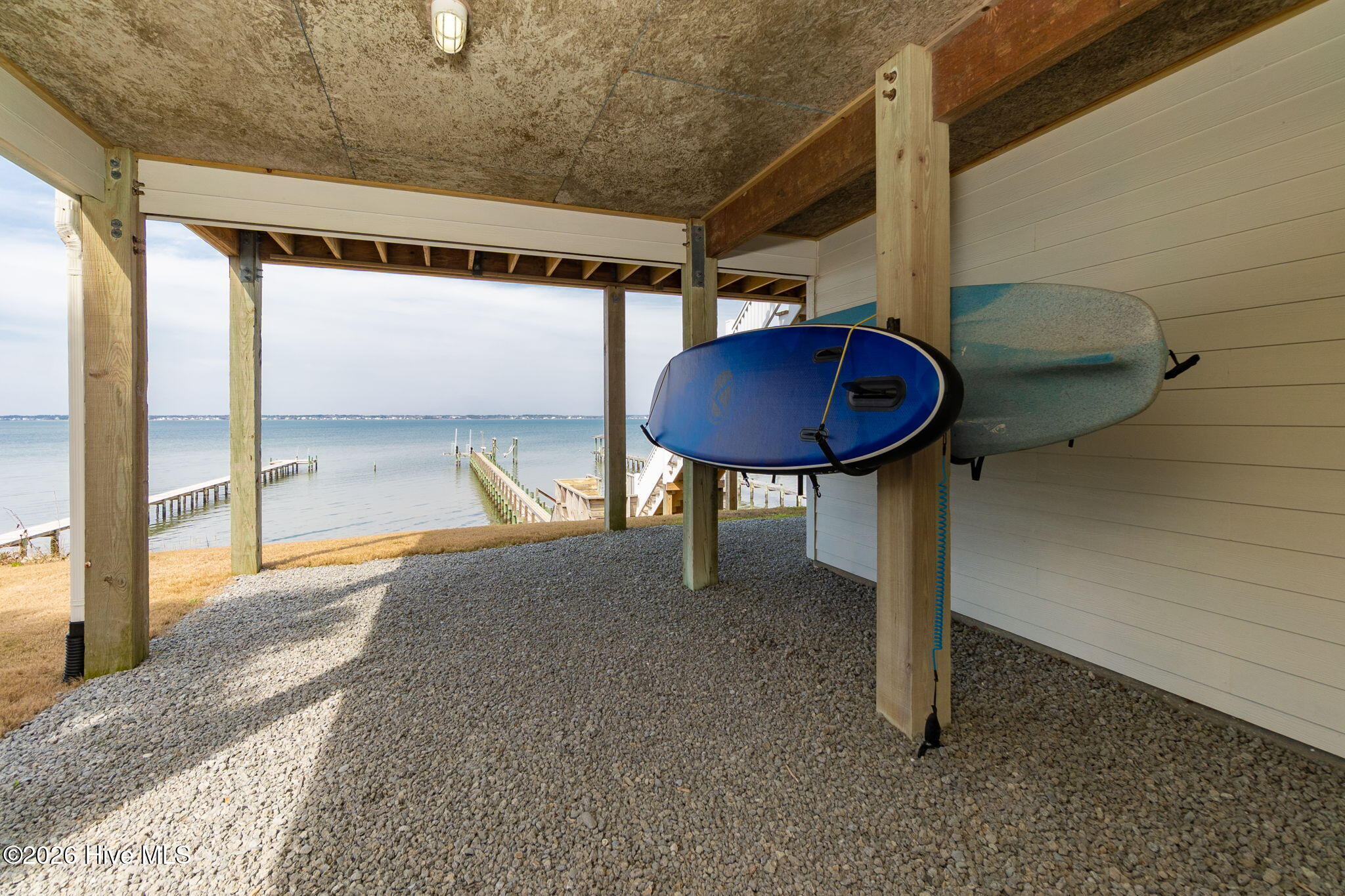 100561667 | Photo 26