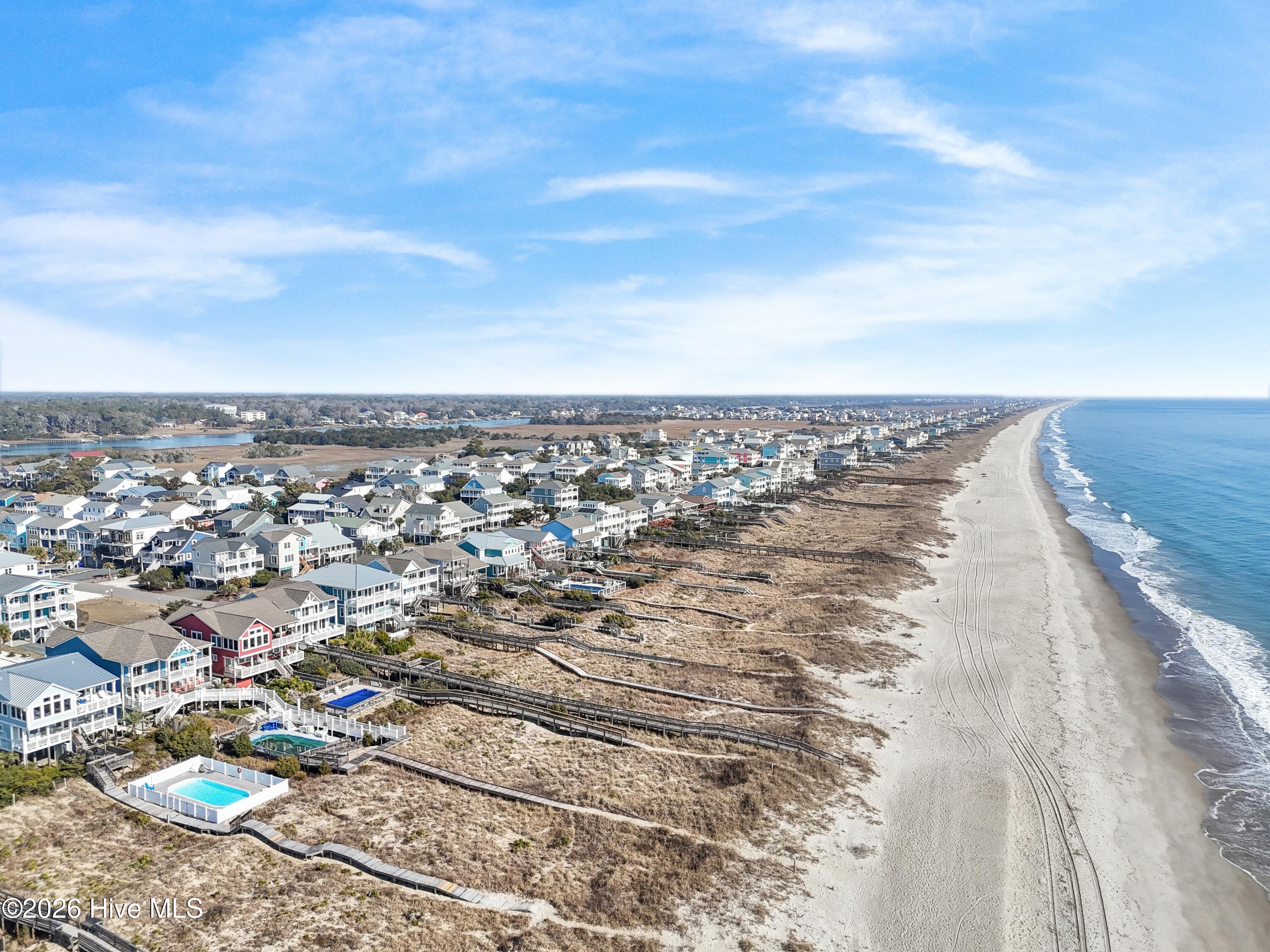 100548422 | Photo 87