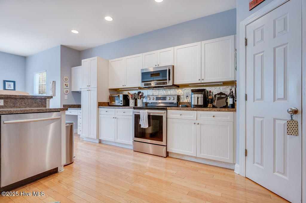 100534087 | Photo 18