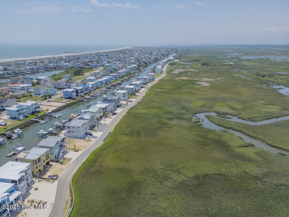 100509330 | Photo 58