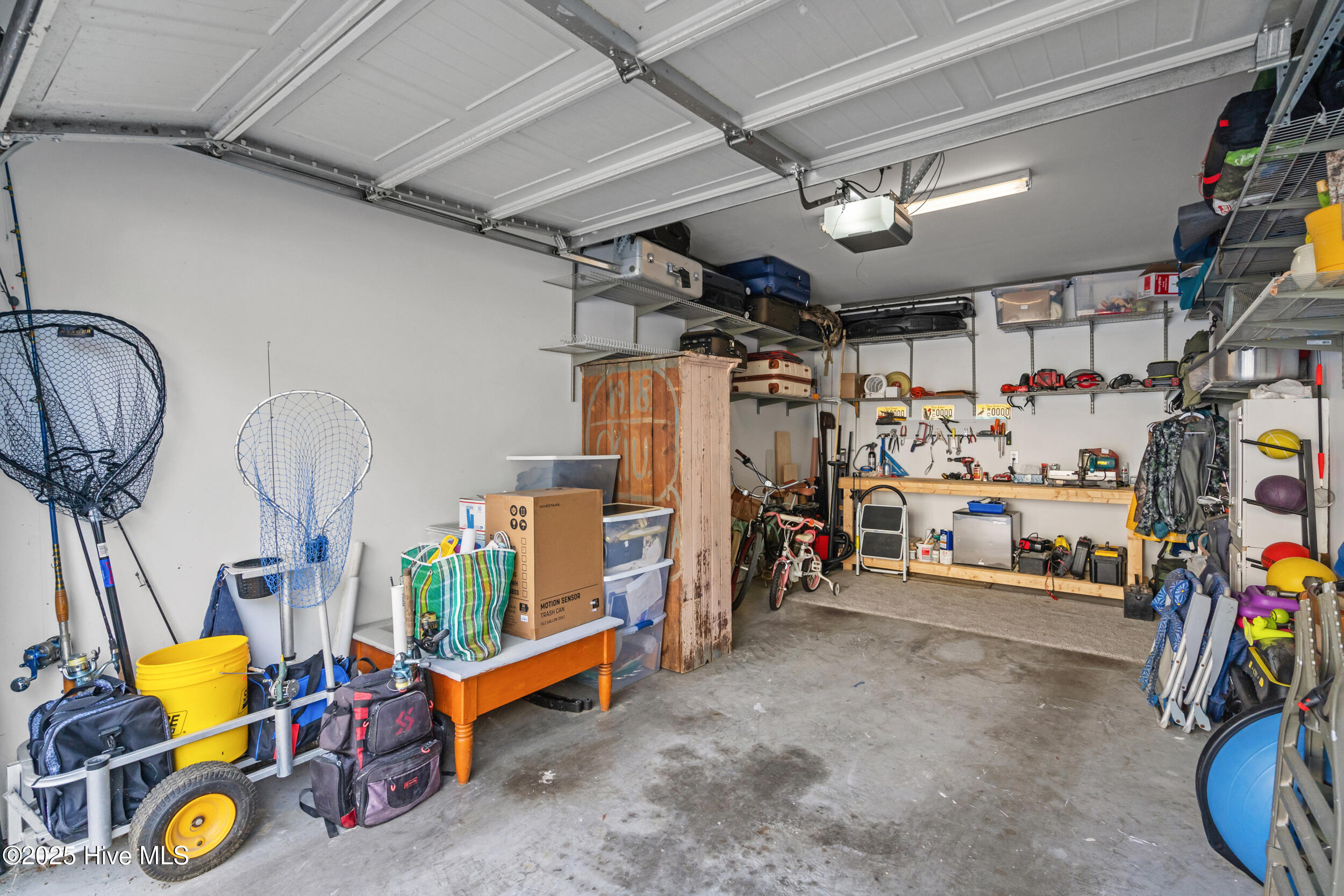 100531411 | Photo 42