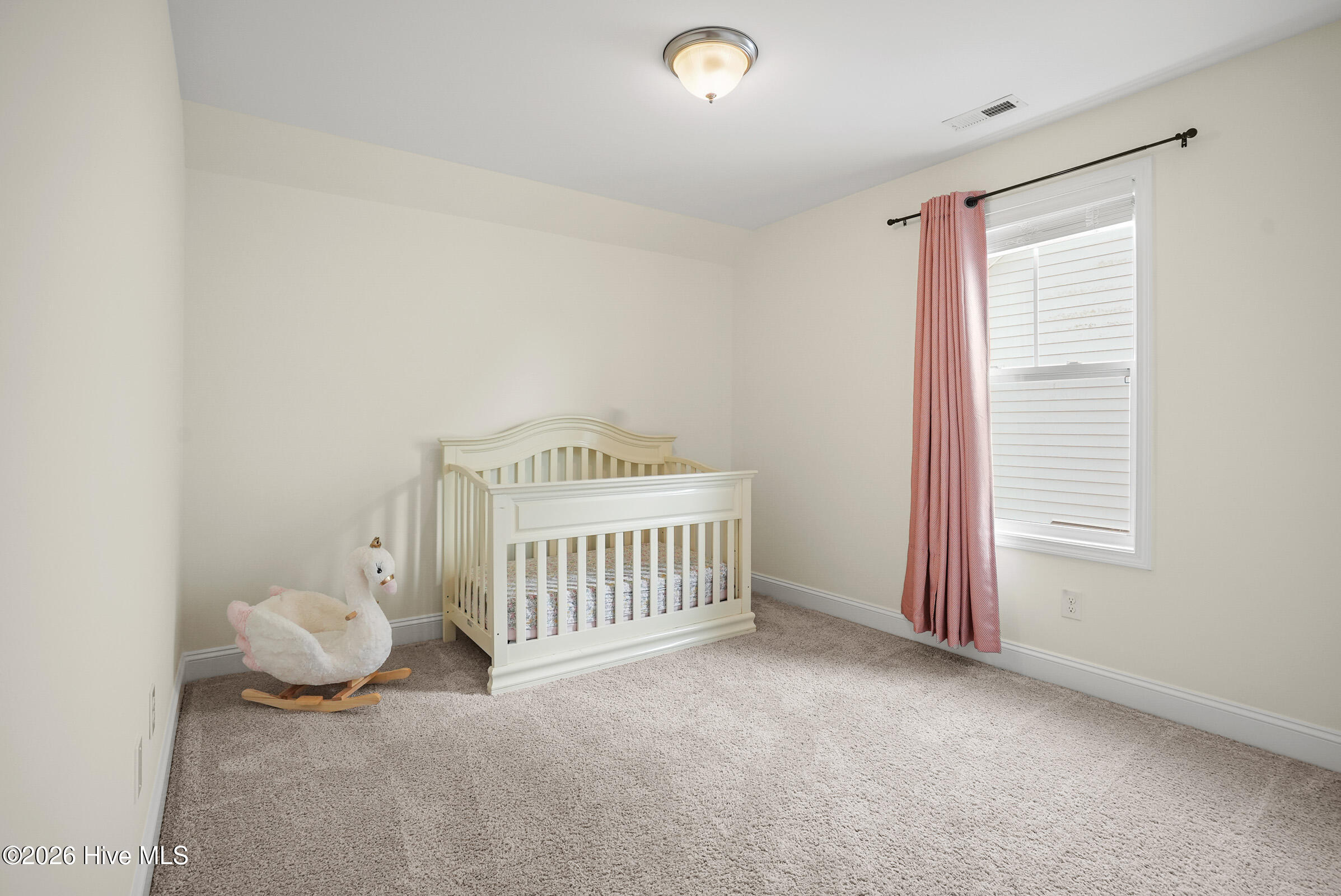 100552712 | Photo 32