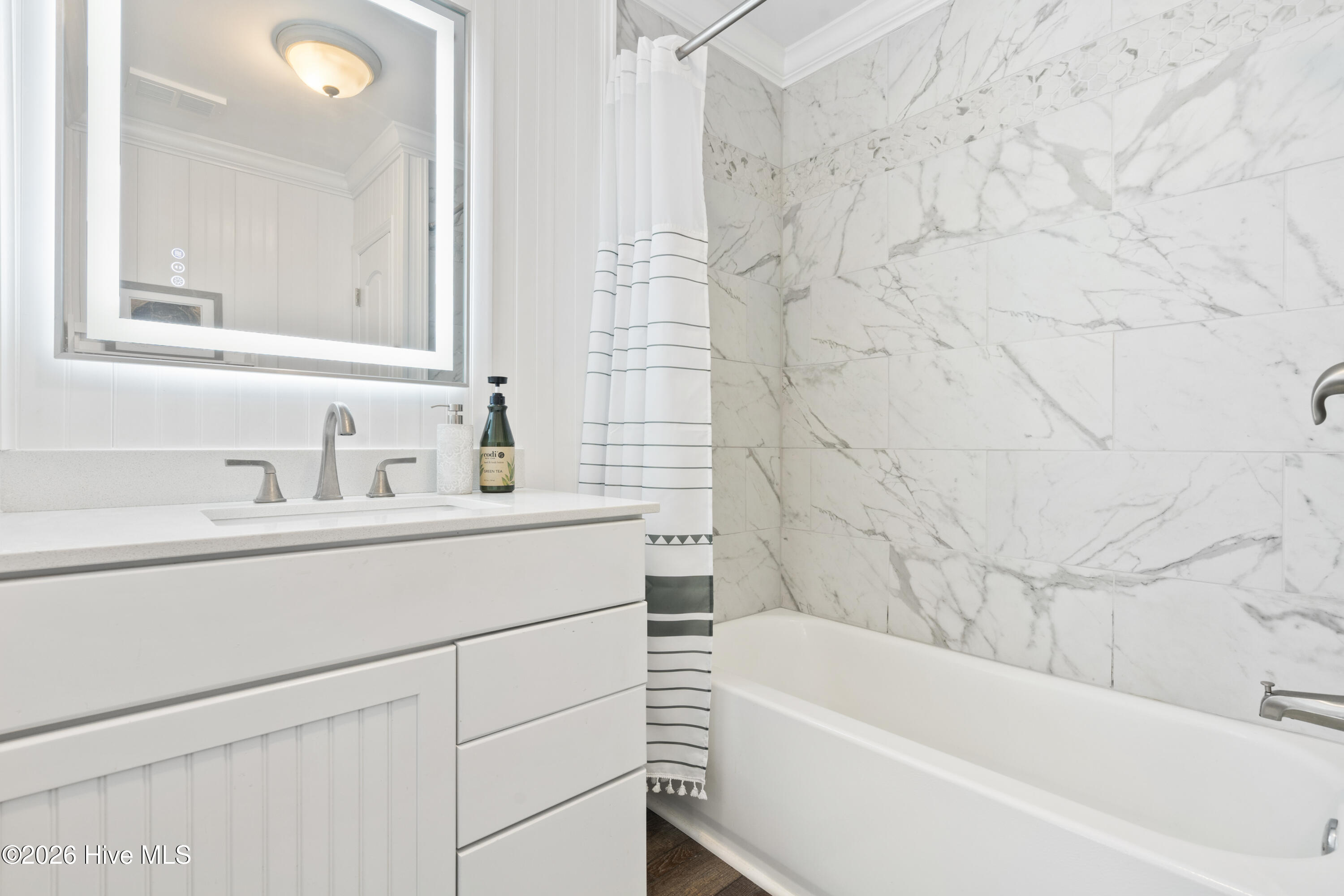 100555391 | Photo 29