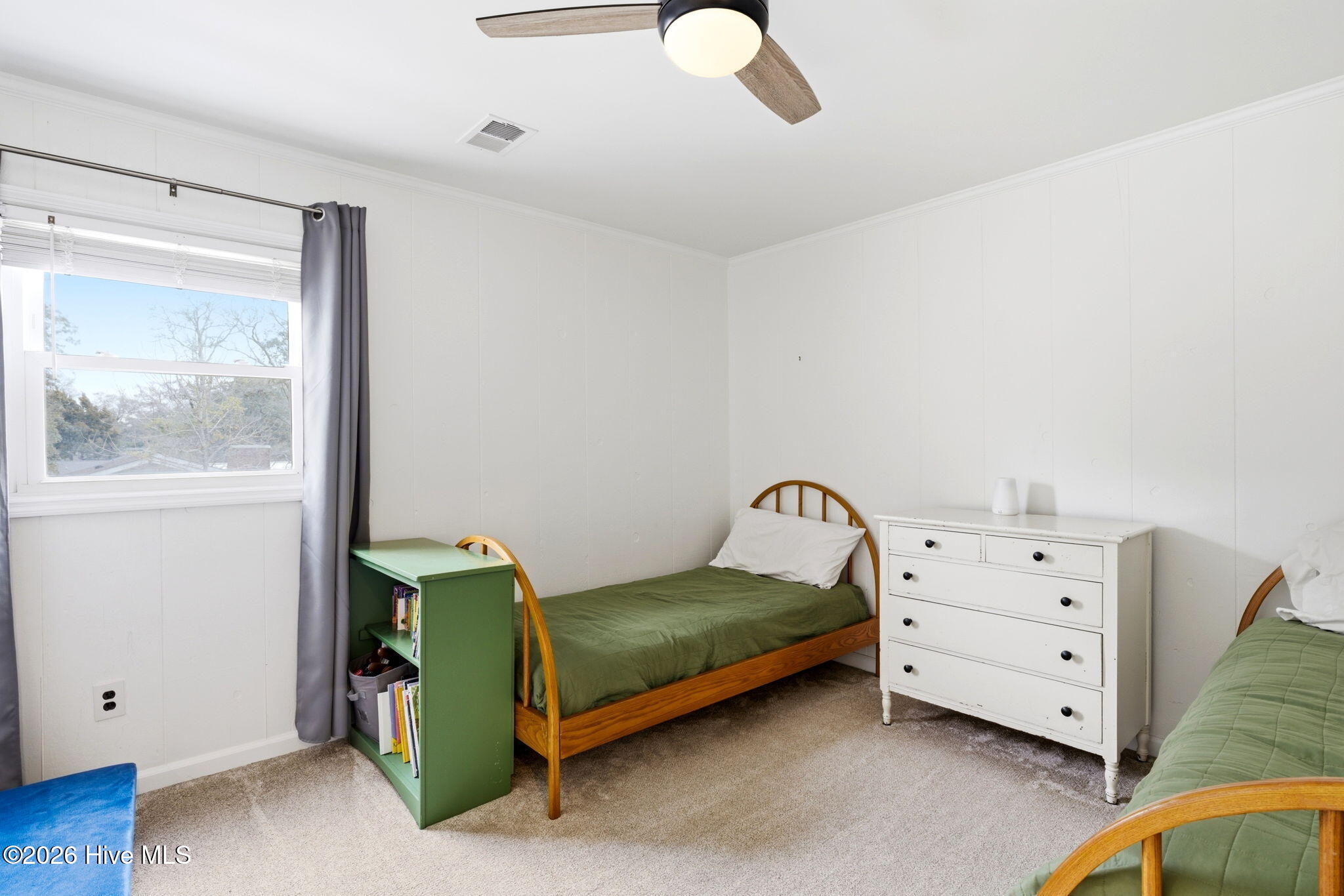 100557062 | Photo 26