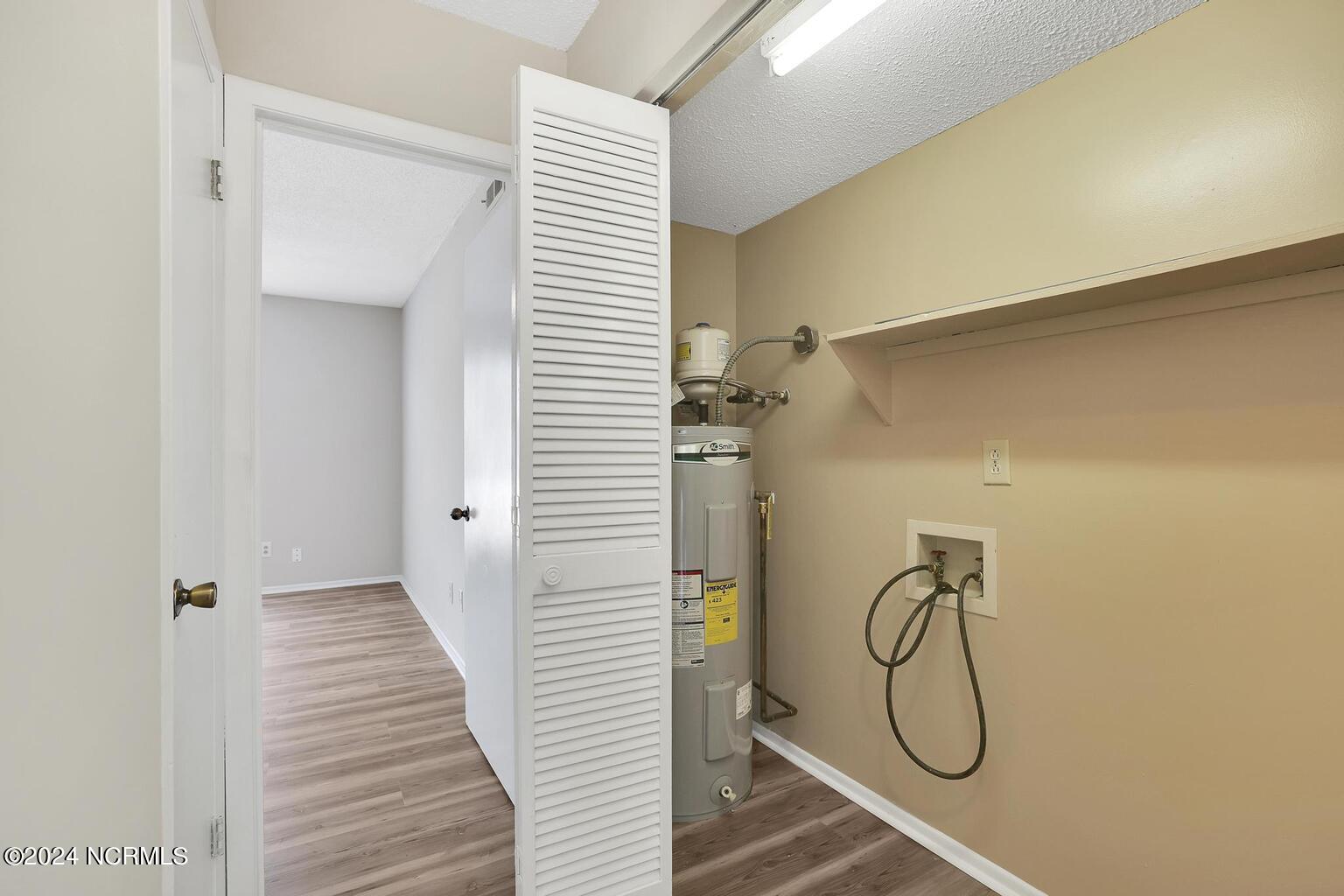 100565650 | Photo 16