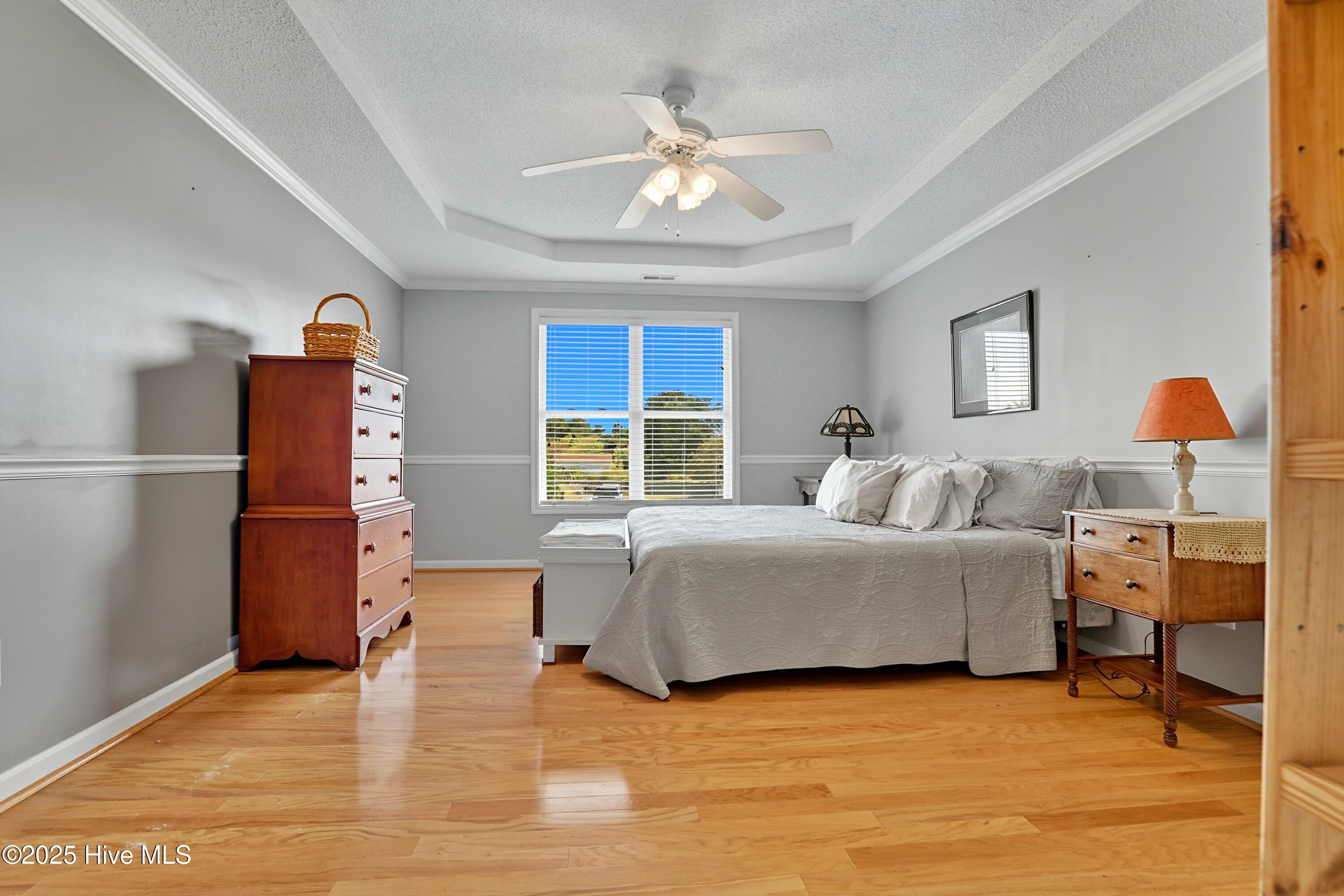 100532485 | Photo 22