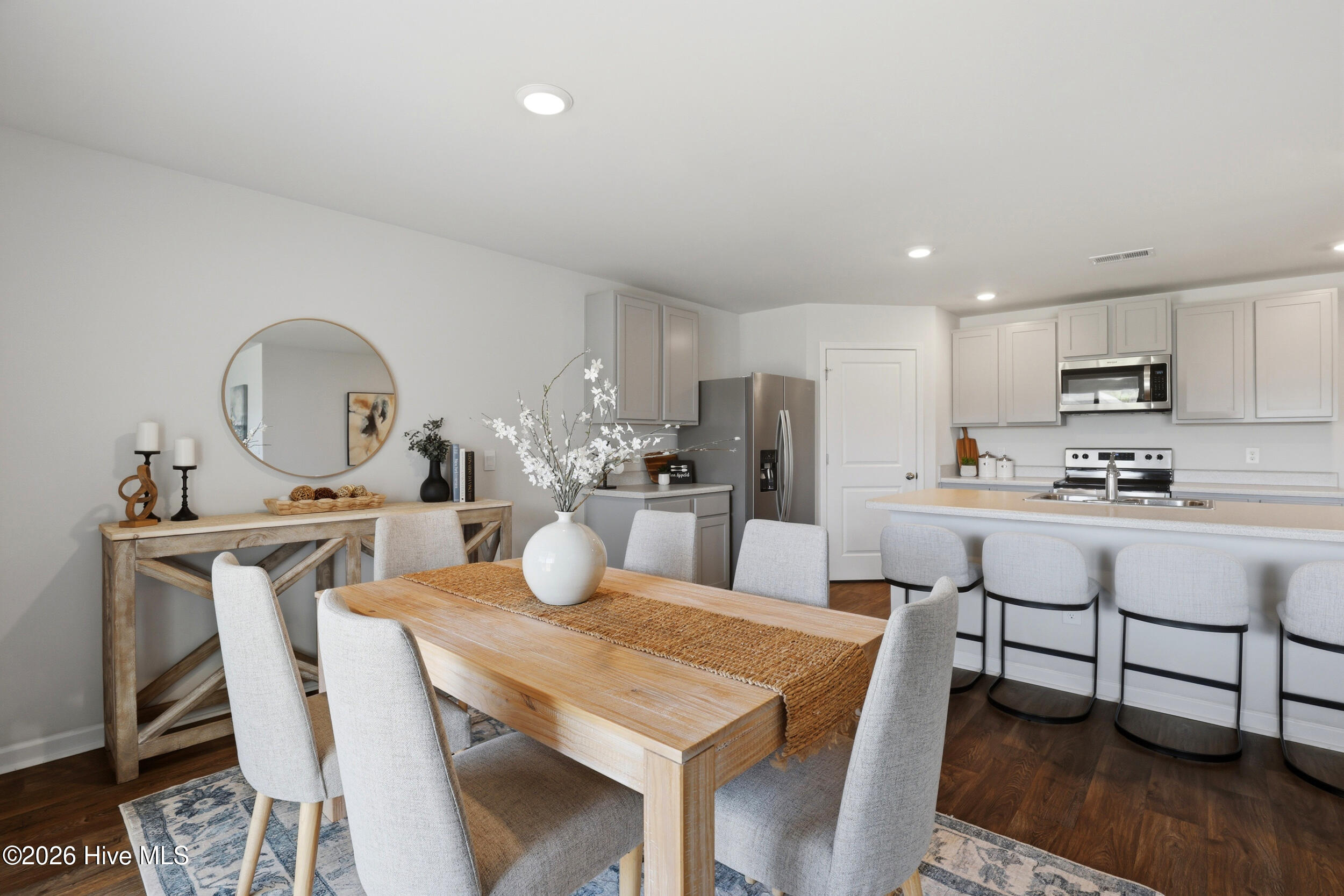 100558236 | Photo 10