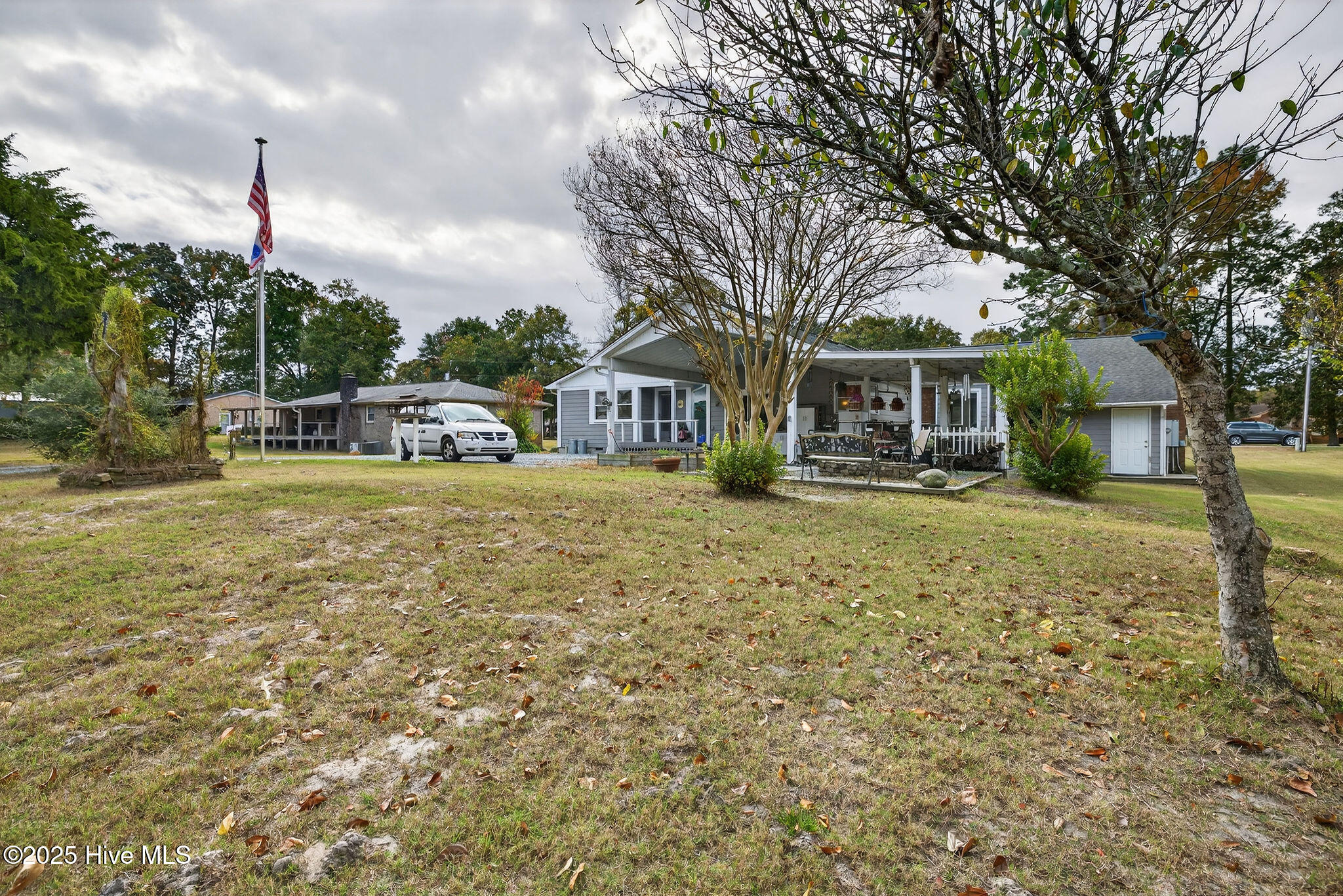 100542936 | Photo 16