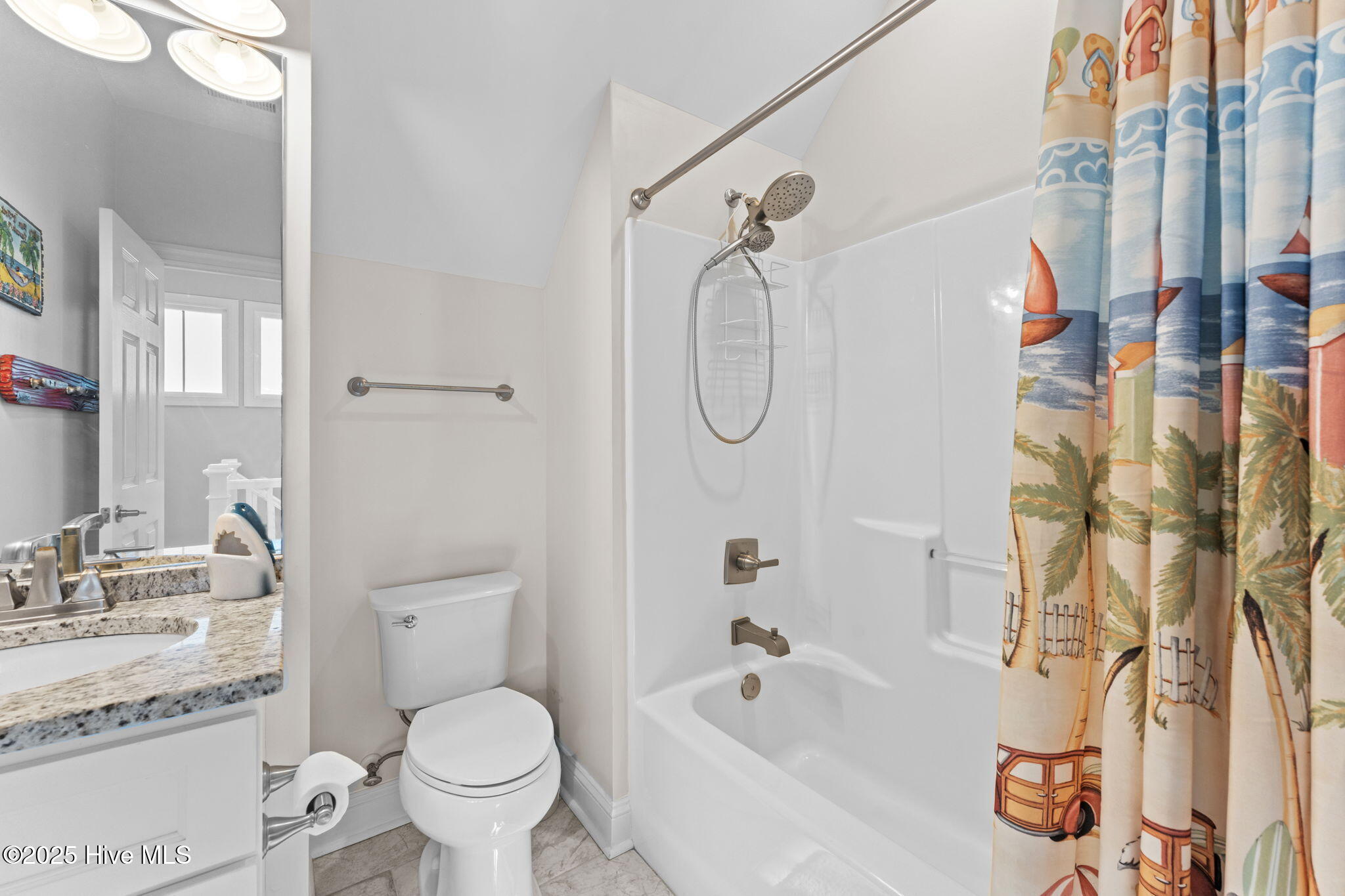 100546116 | Photo 17