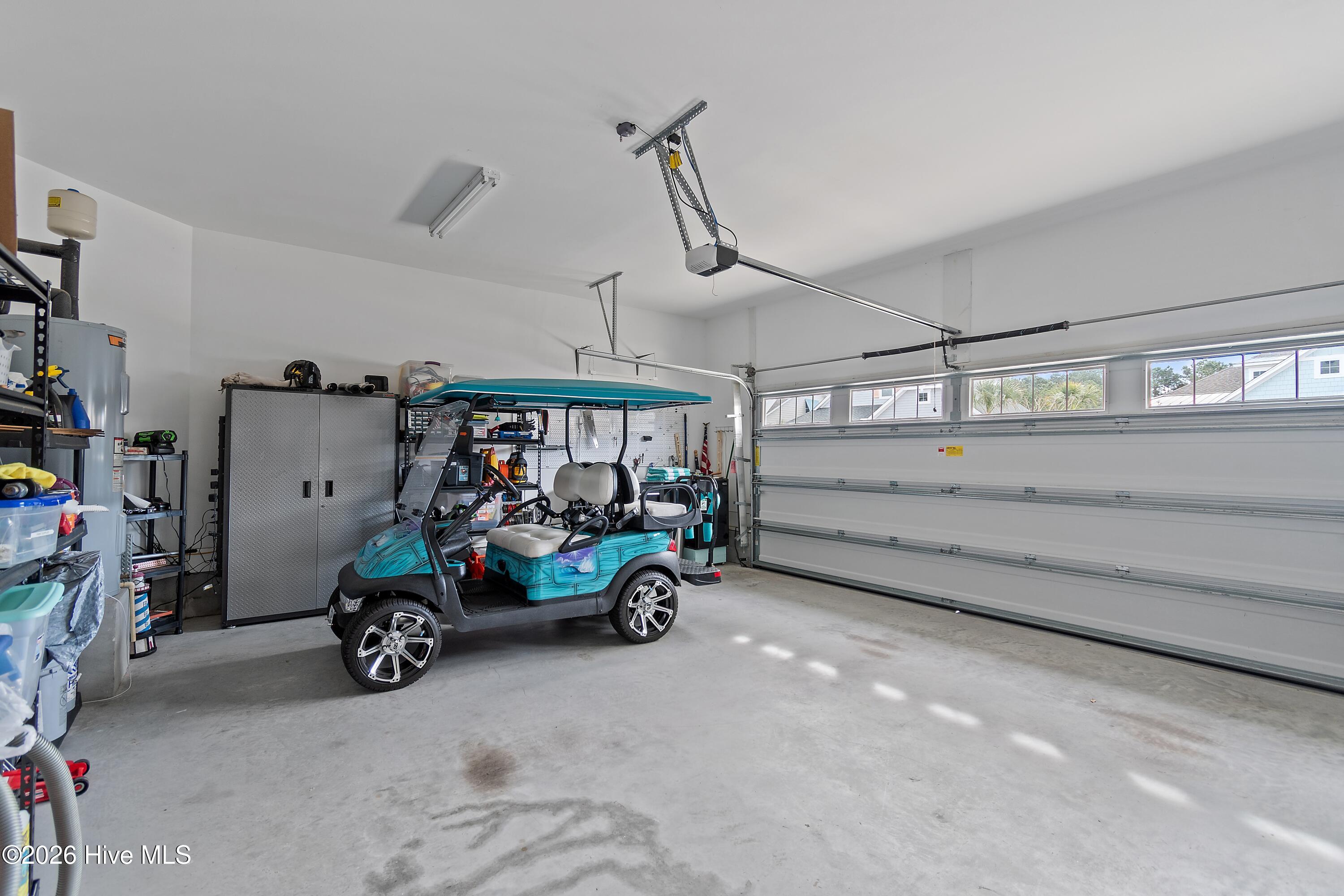 100561282 | Photo 62