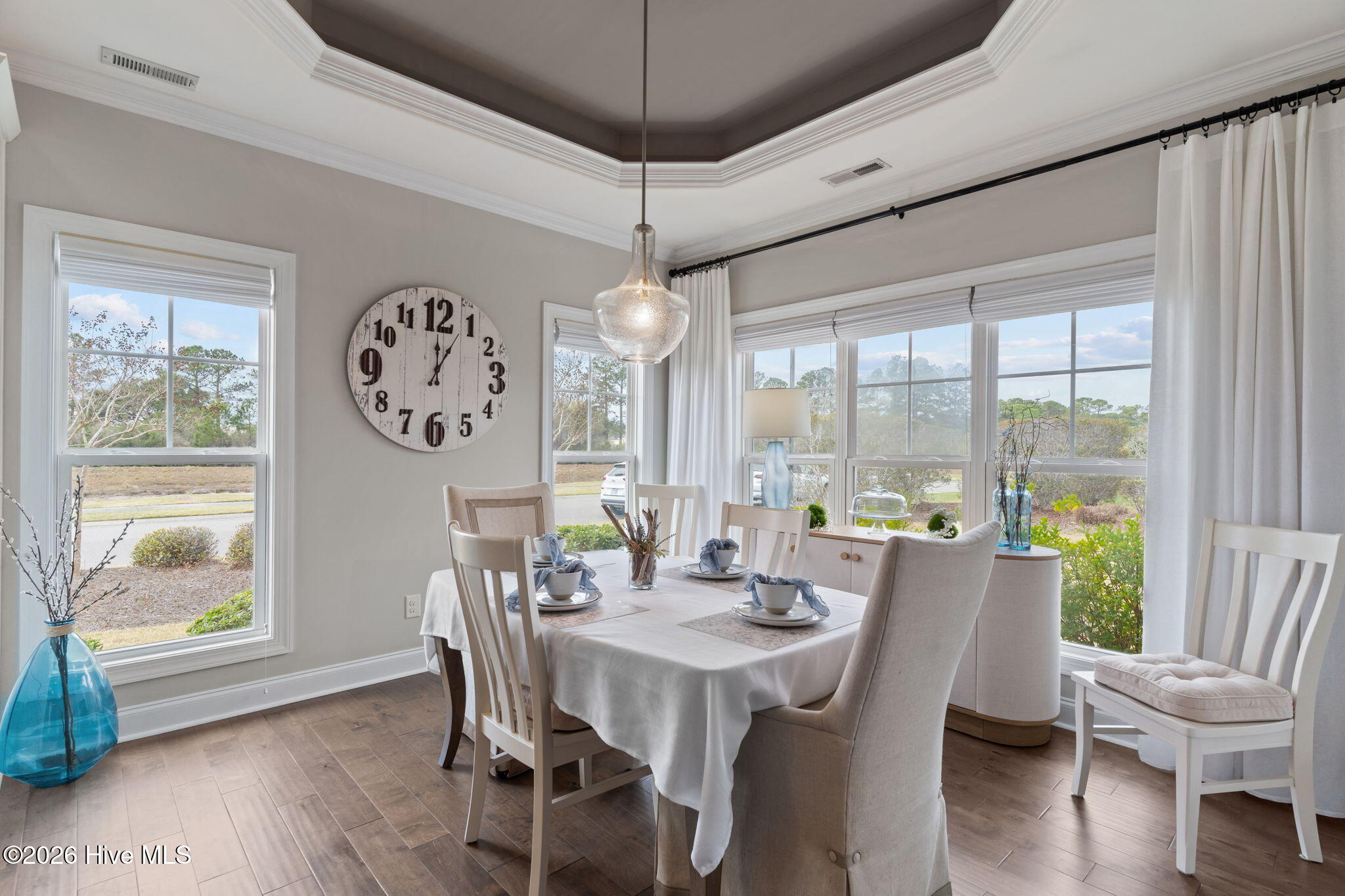 100560533 | Photo 16