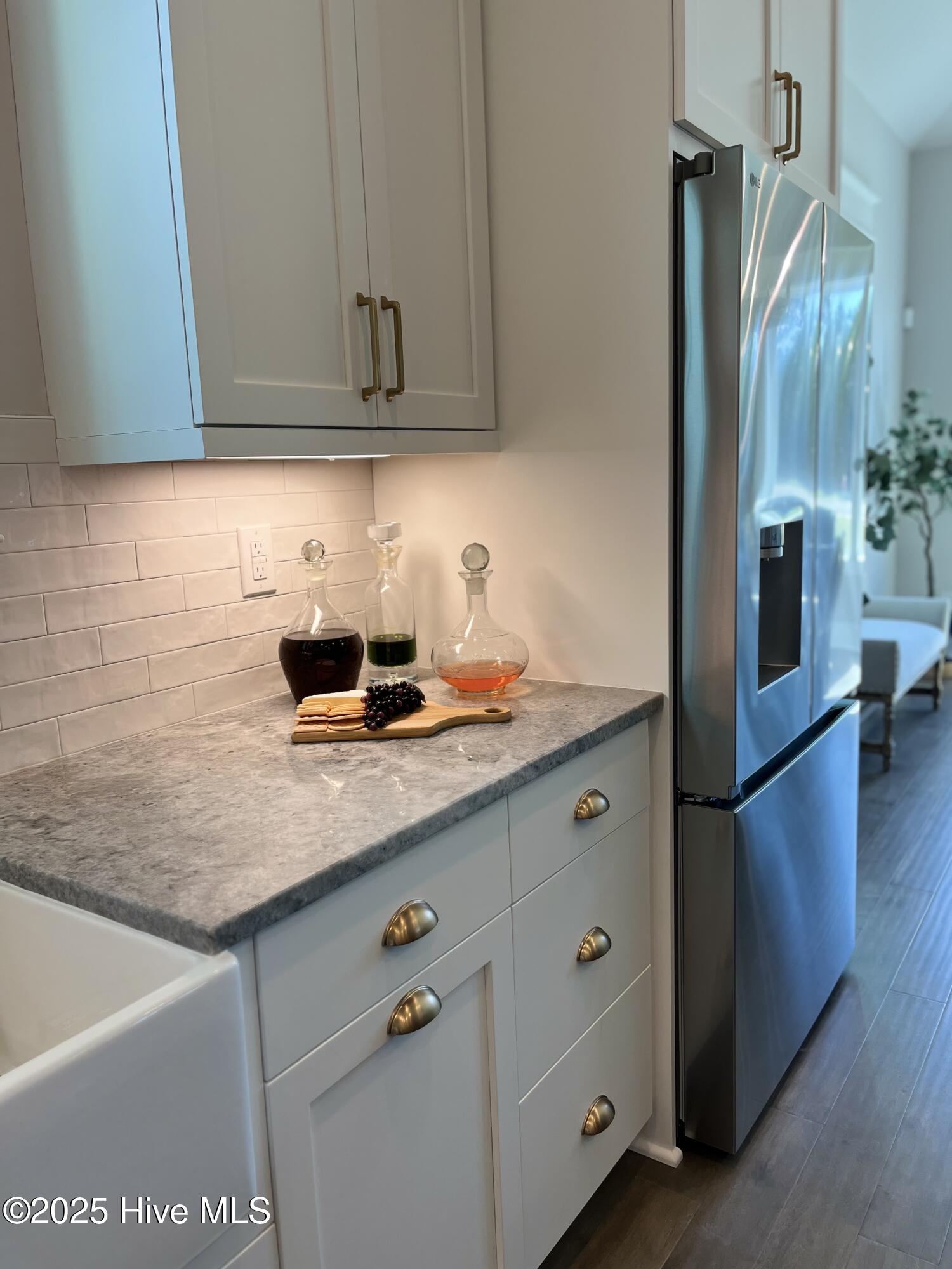 100478560 | Photo 18