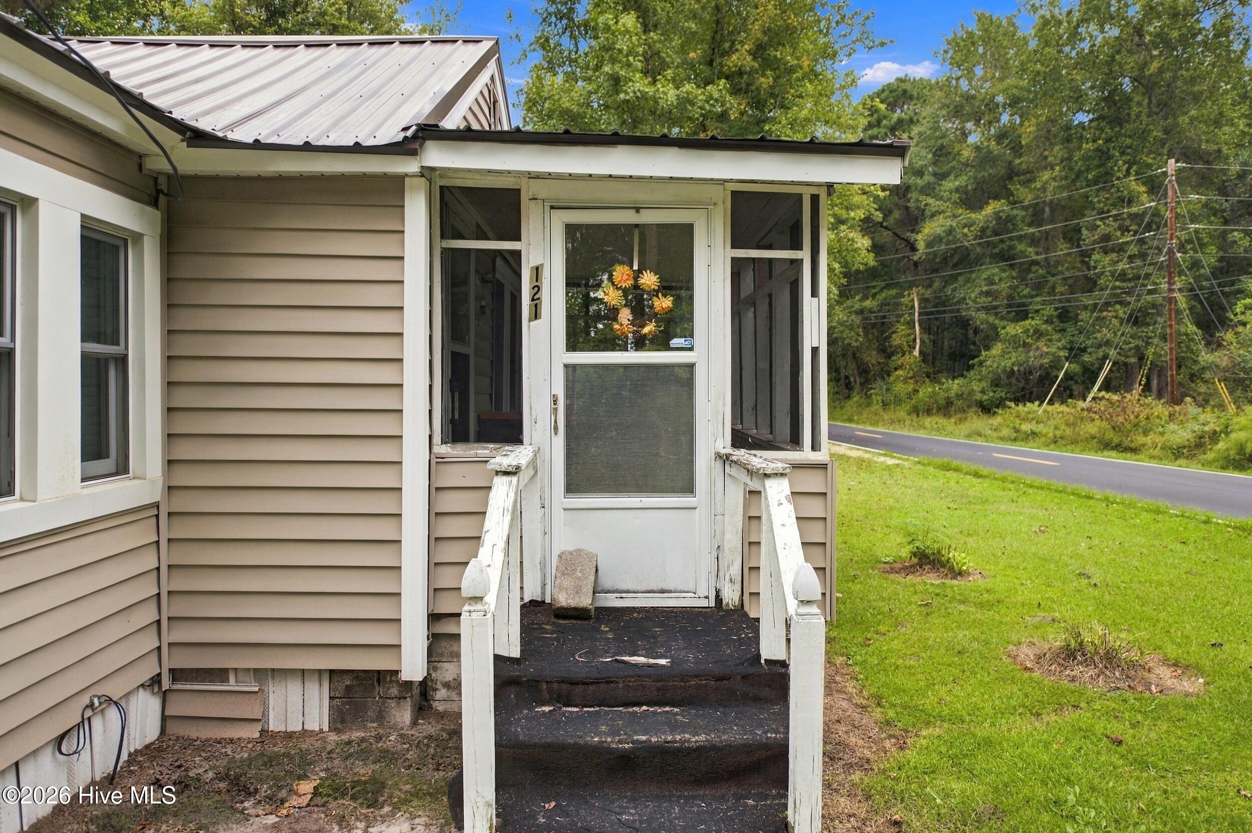 Photo 1 of Single family home for sale at 121 Happy Home Rd, Tyner, NC 27980 | MLS# 100608967 | Listing updated on 2026-10-08