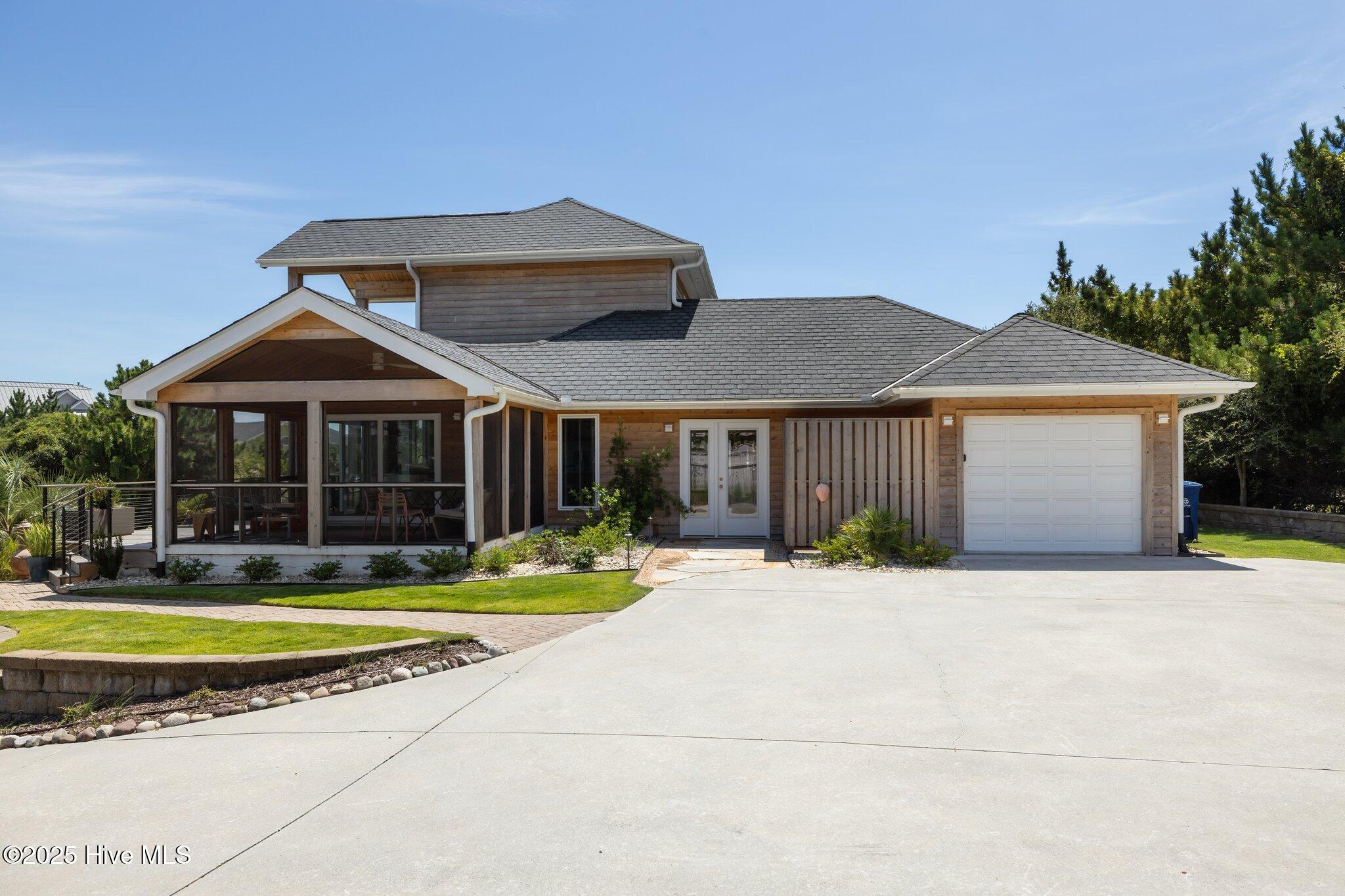 Homes for sale in Emerald Isle, NC | 10104 Sea Breeze Dr, Emerald Isle, NC 28594 | MLS# 100518705