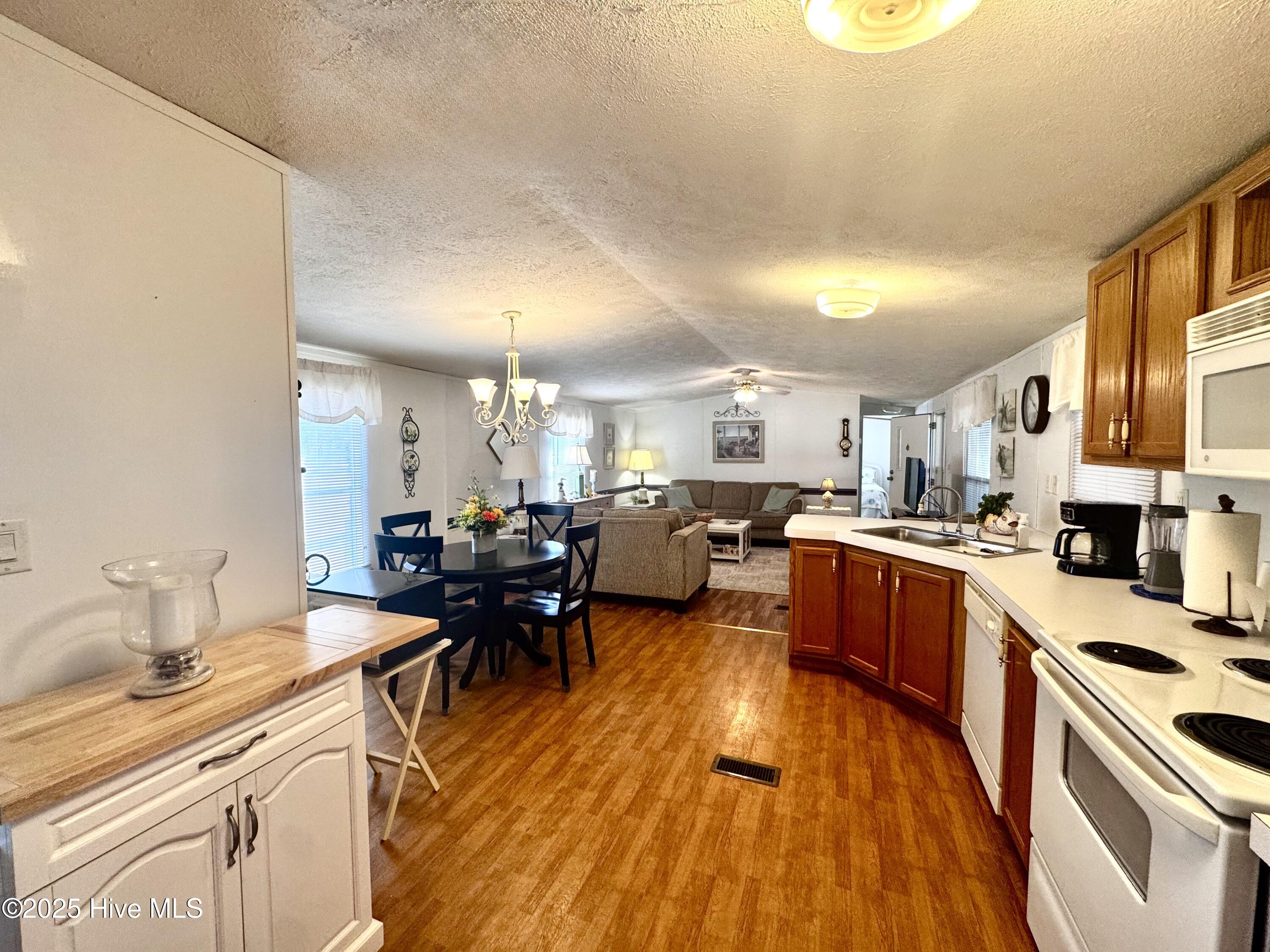 700 Sand Hill Drive SW, Supply, NC 28462 – photo 17: IMG_7968