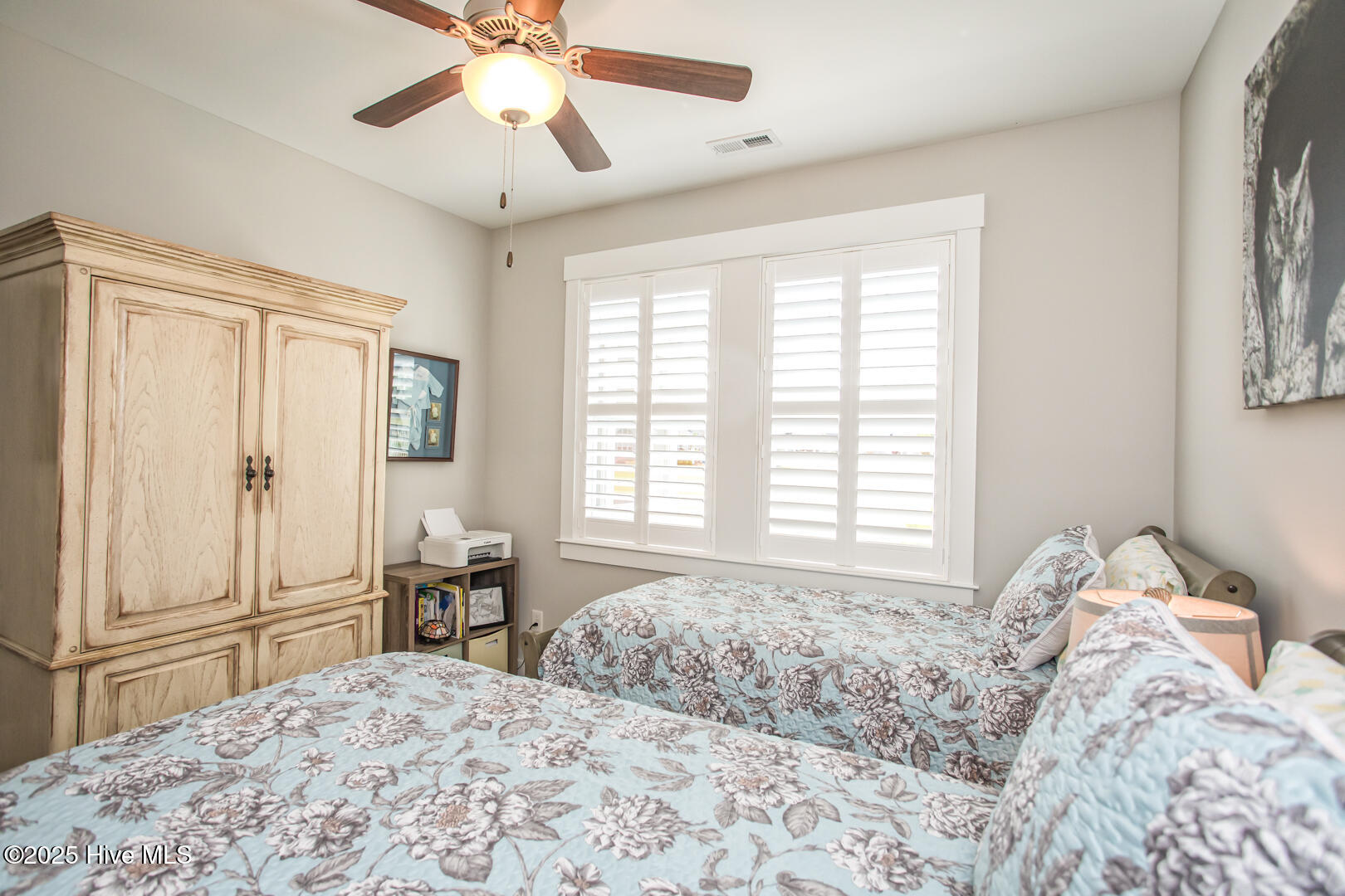 100546730 | Photo 18