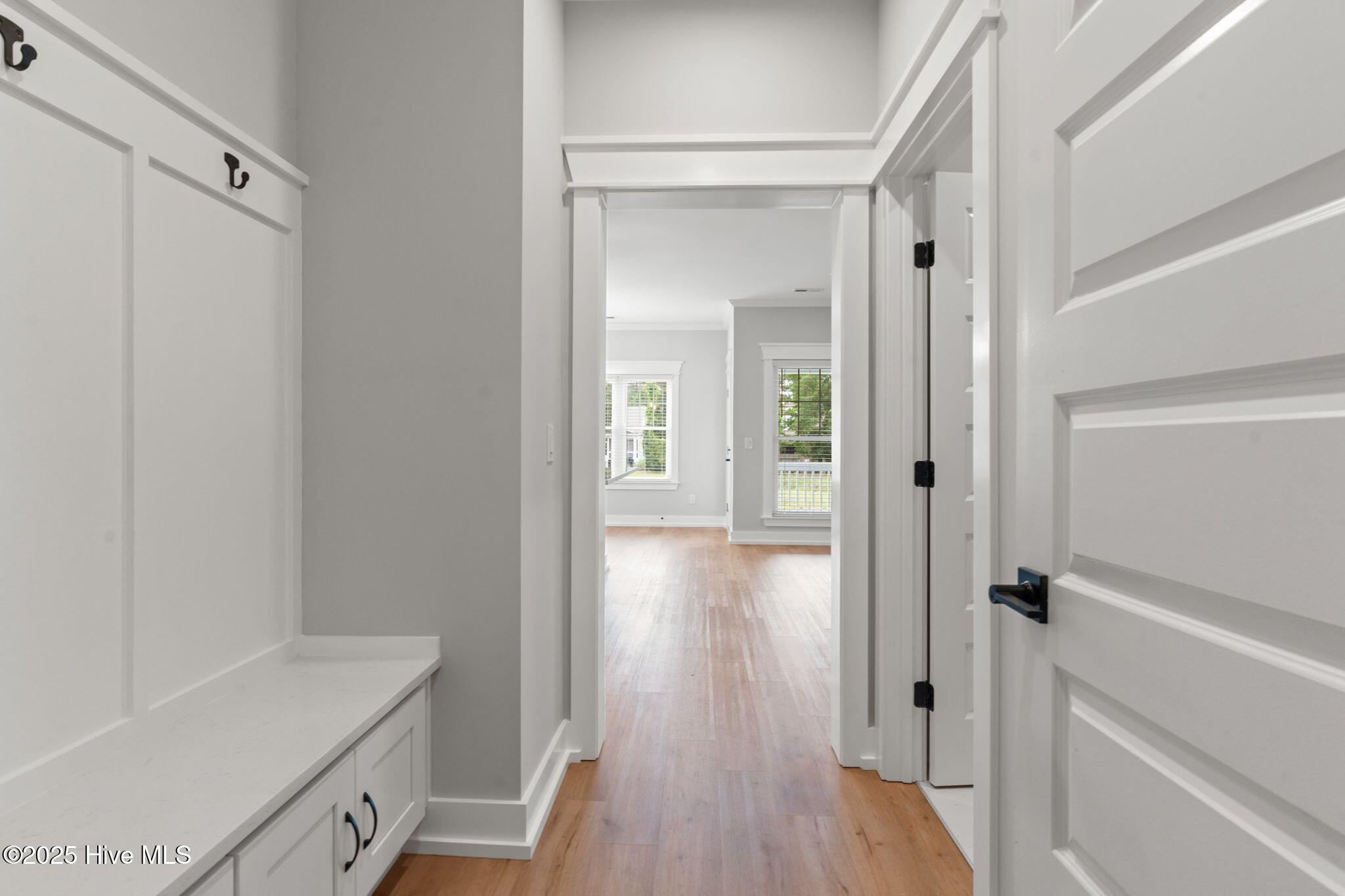 100479579 | Photo 56