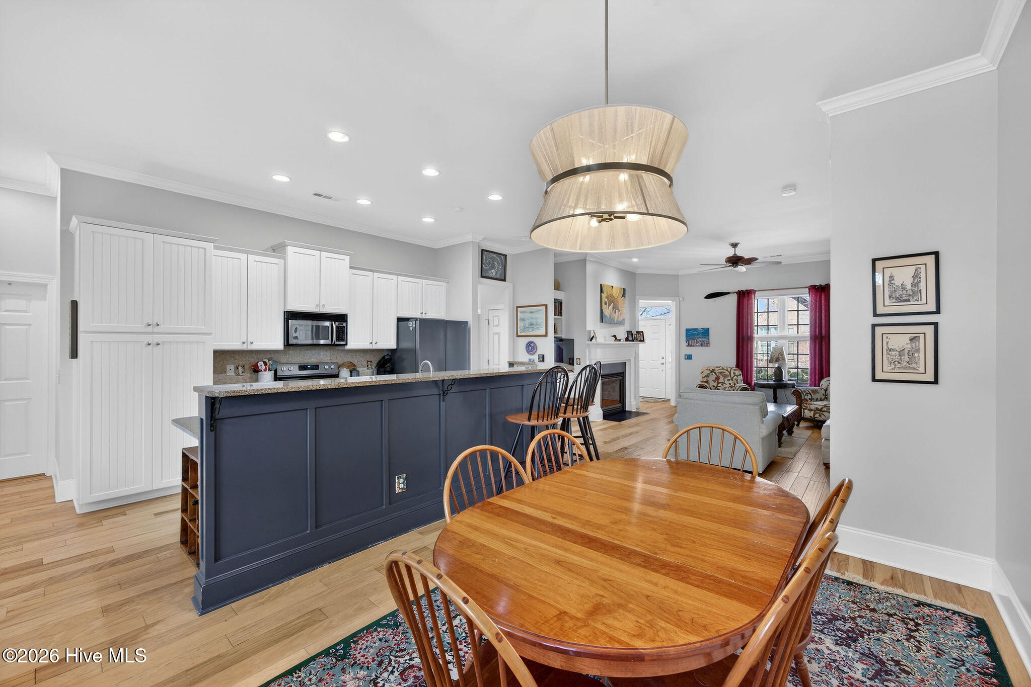 100554717 | Photo 17