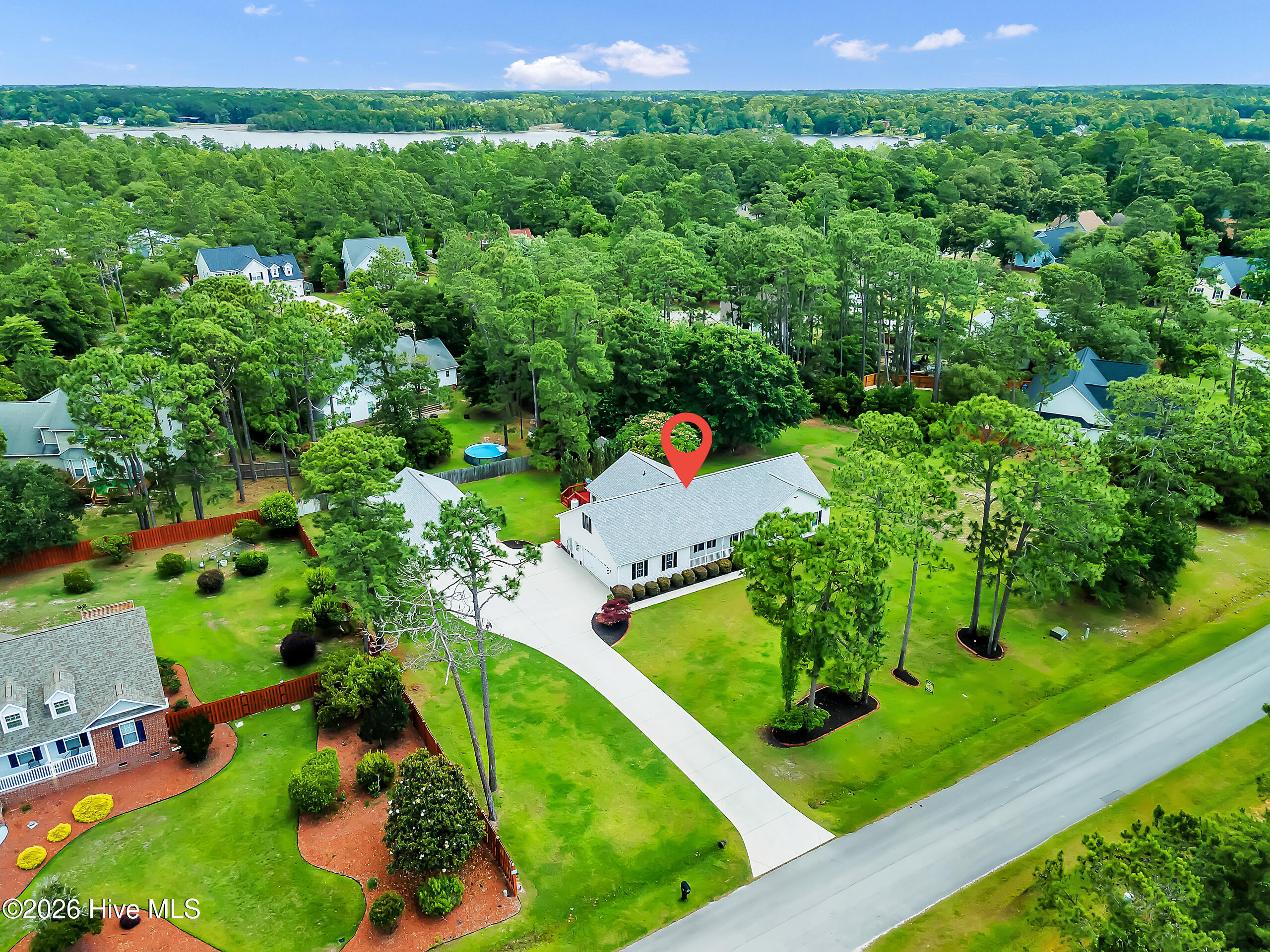 215 Winding Creek Way,Hubert