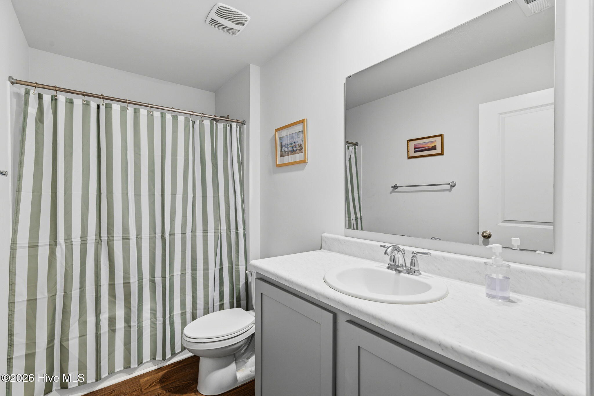 100553994 | Photo 31