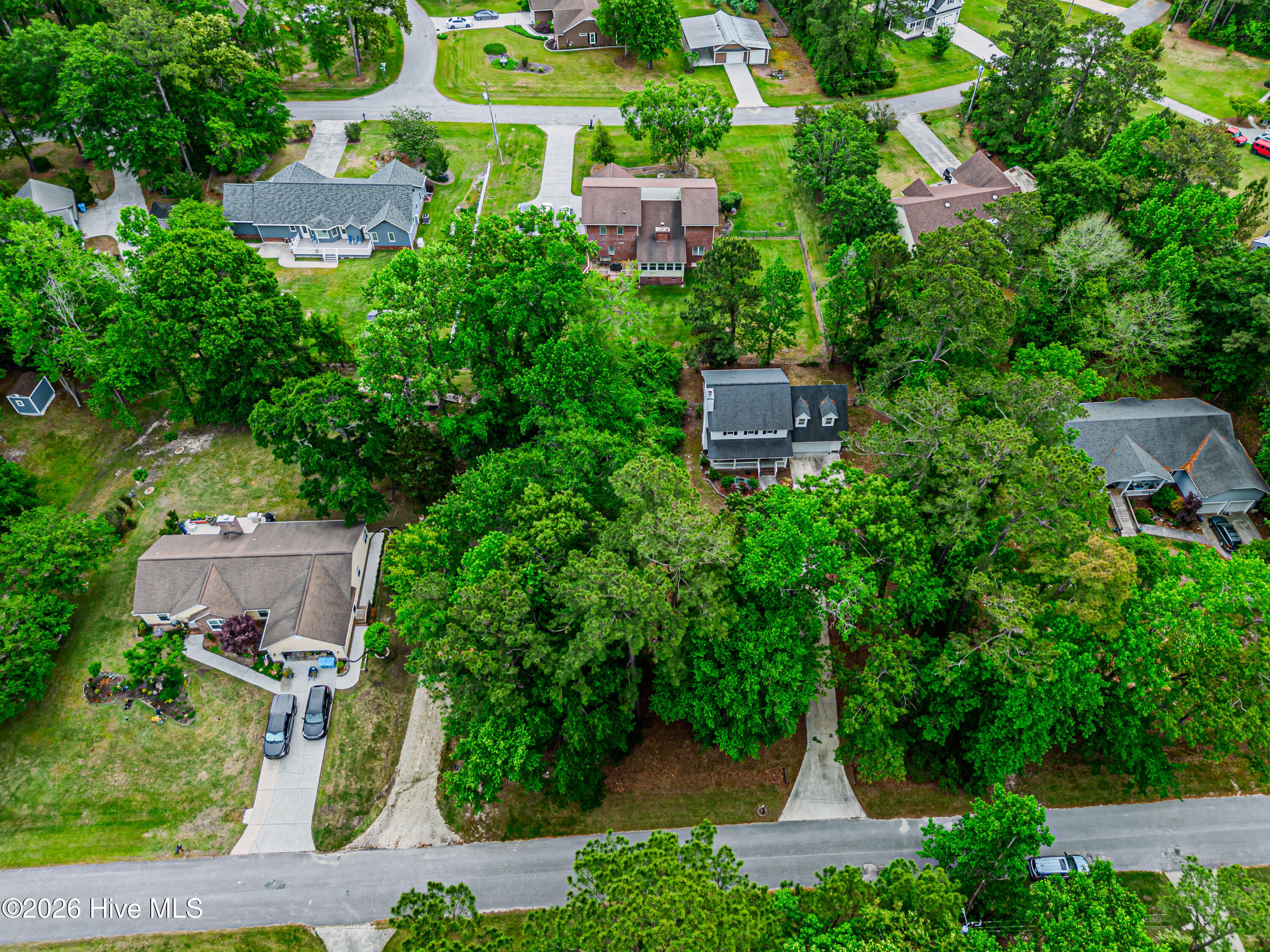 100568422 | Photo 75