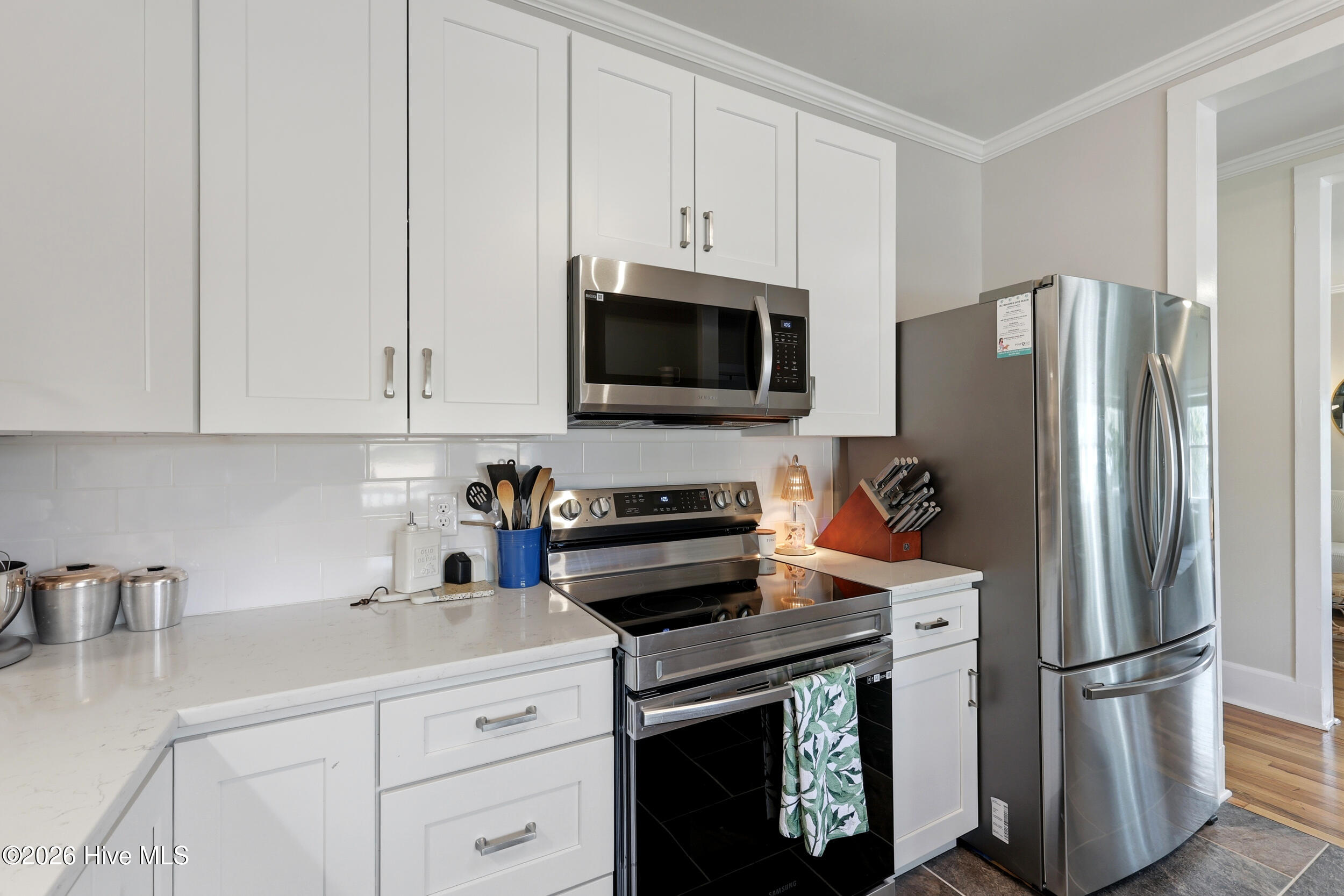 100555490 | Photo 16