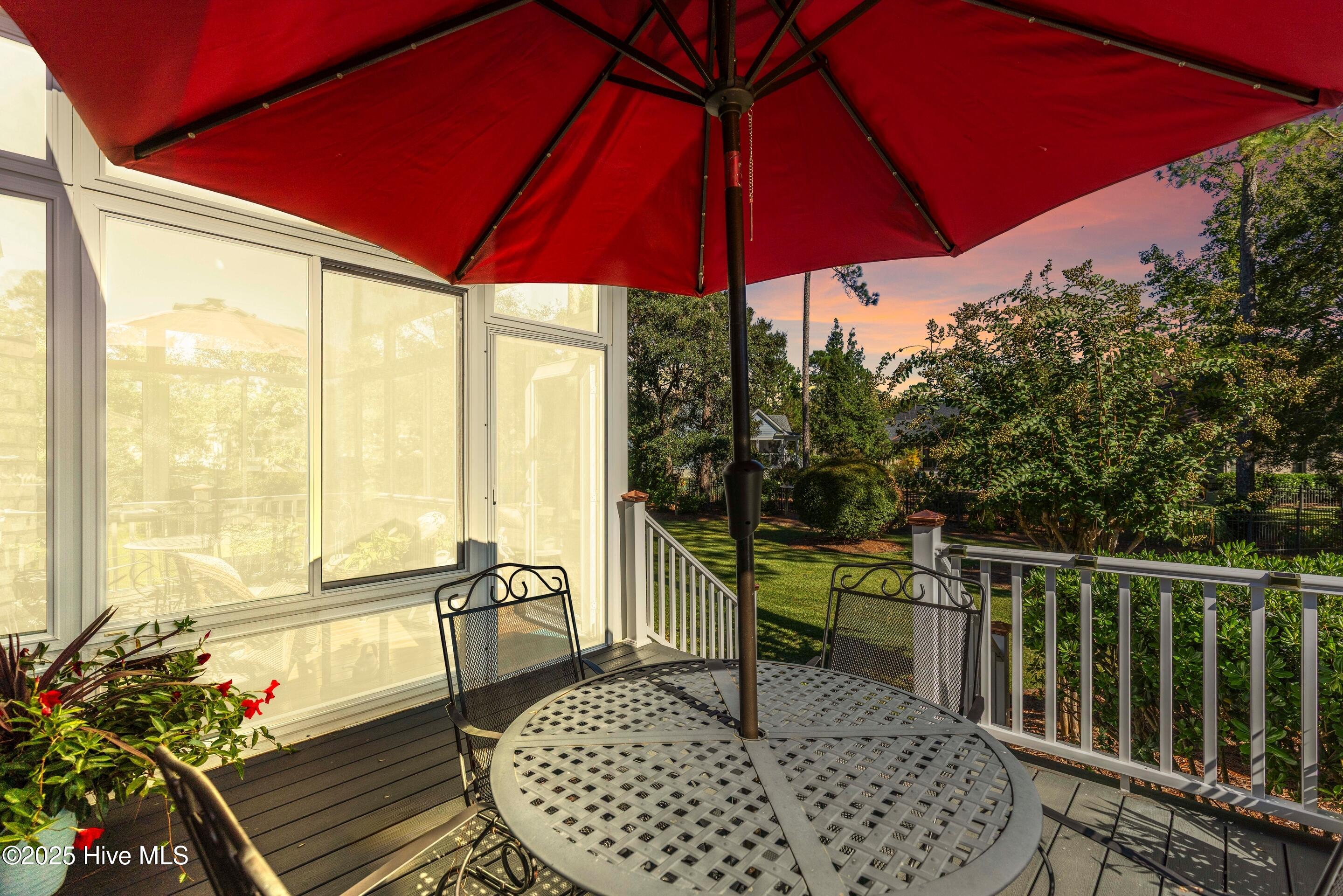 100538376 | Photo 59