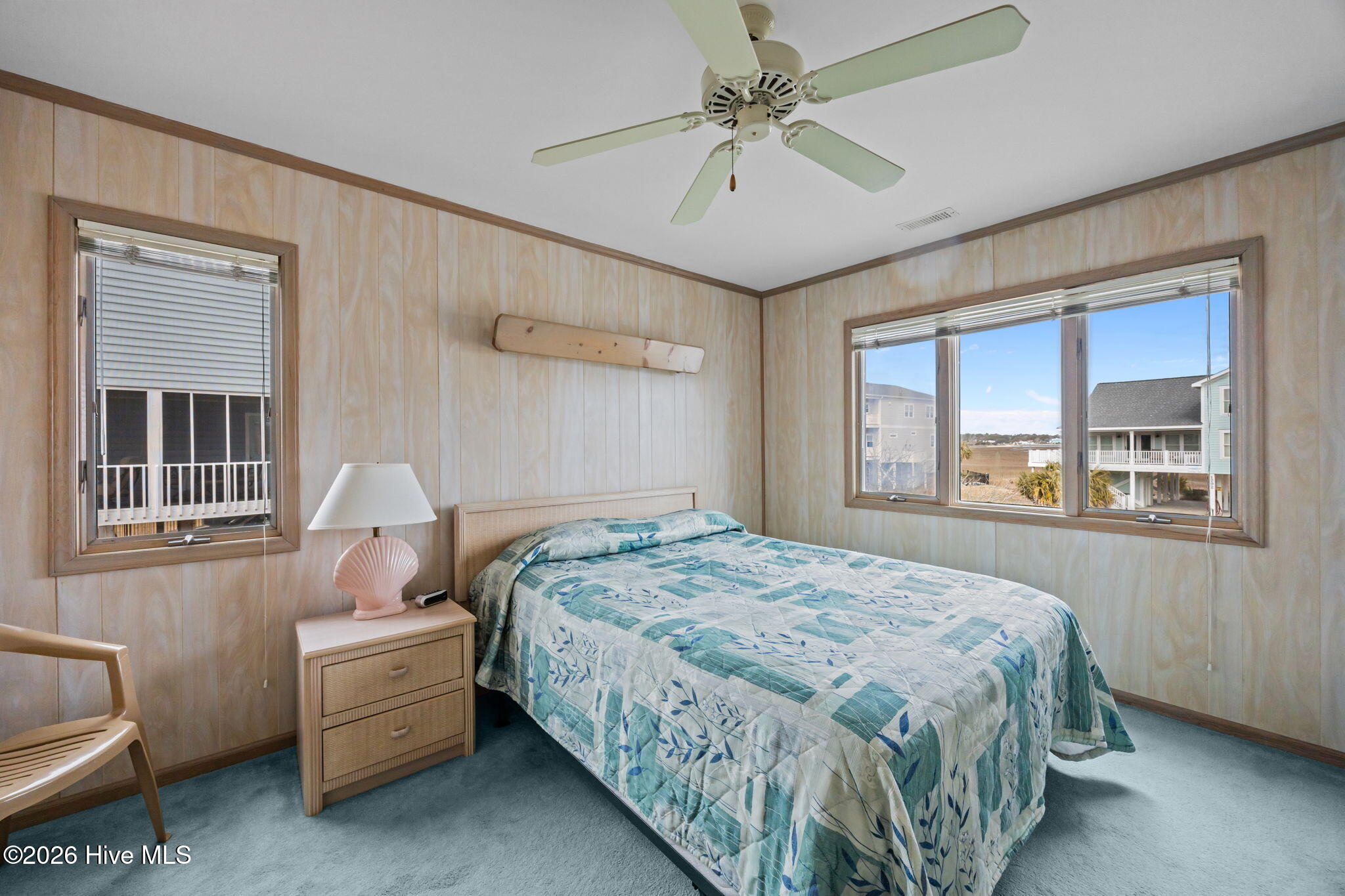 100554247 | Photo 38