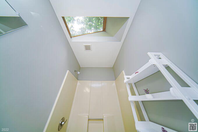 021-680x453-photo