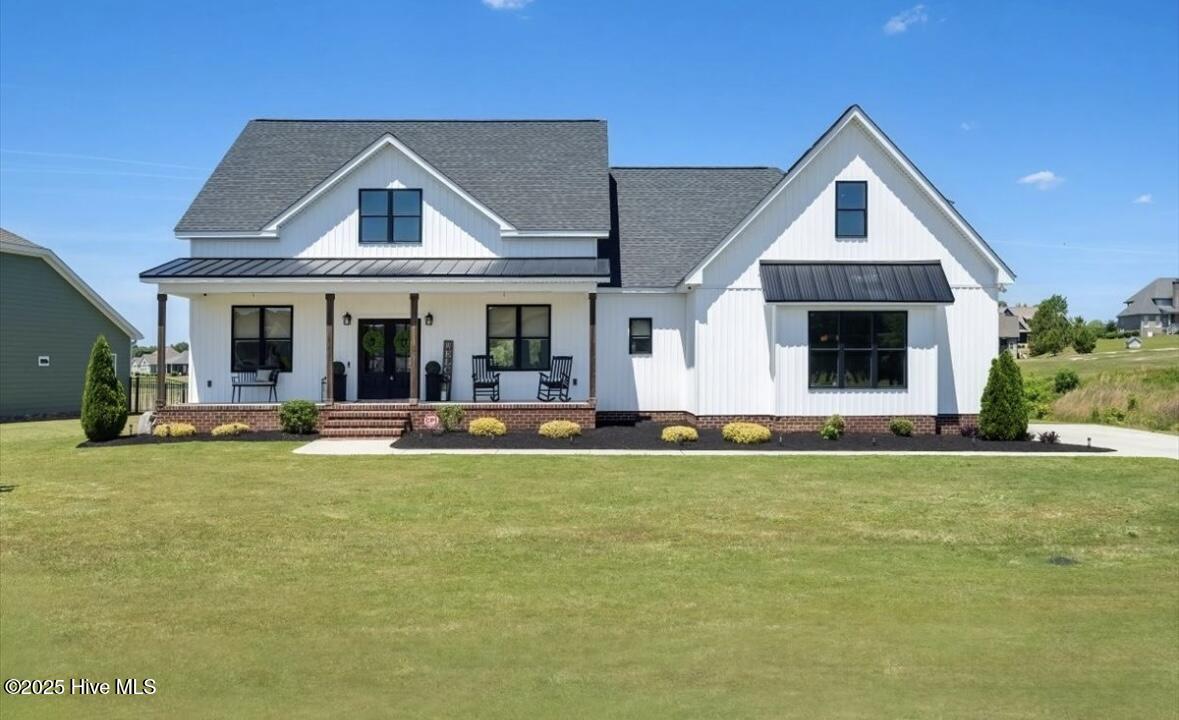 Property at 121 Masters Way