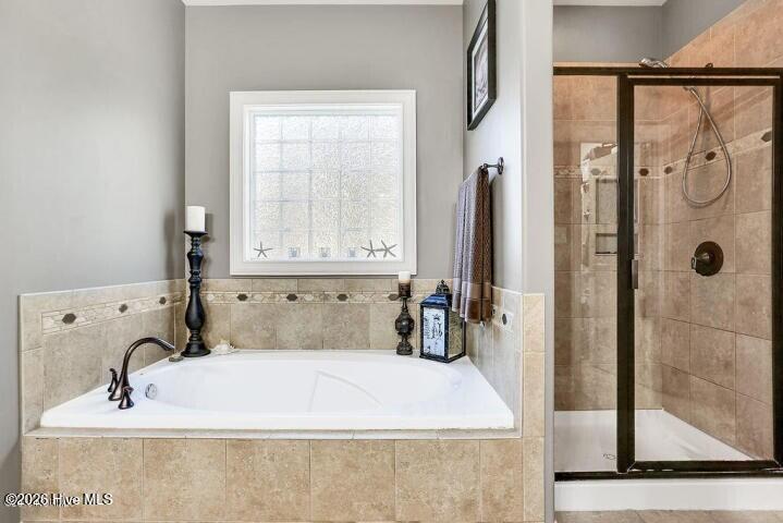 100559469 | Photo 11