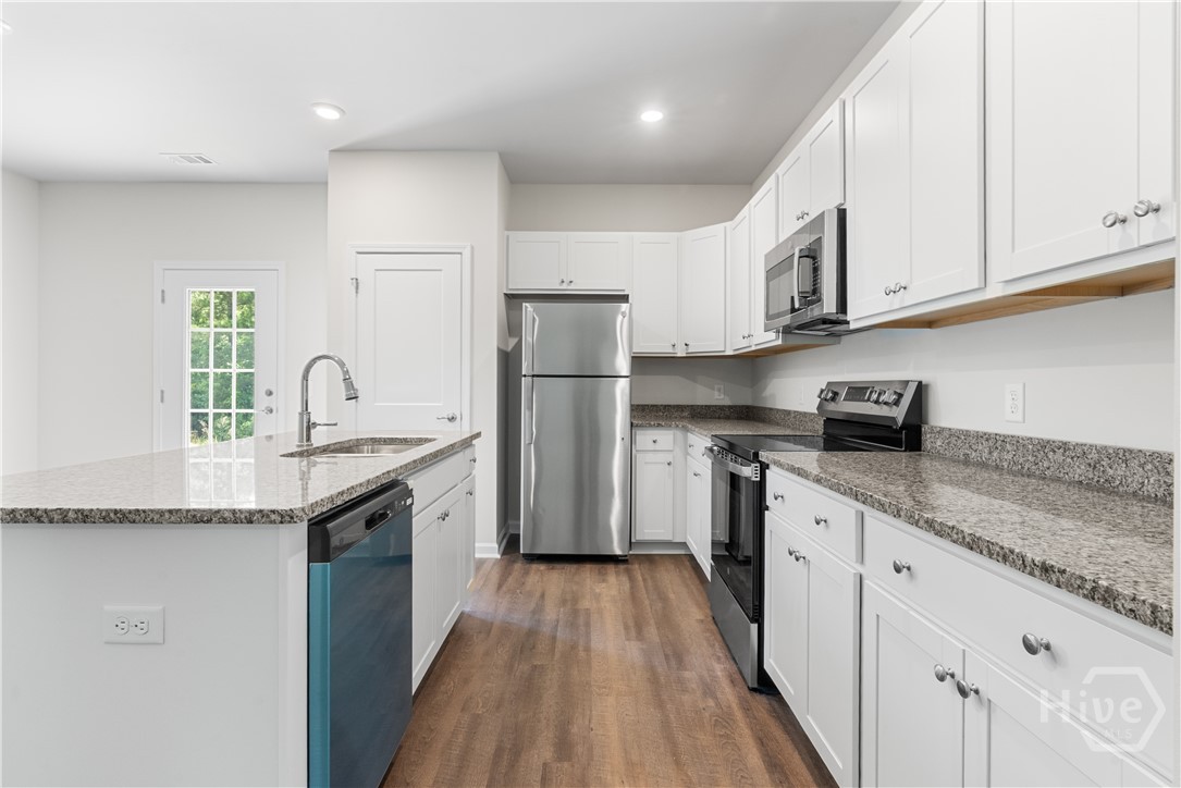 Granite may differ from photo