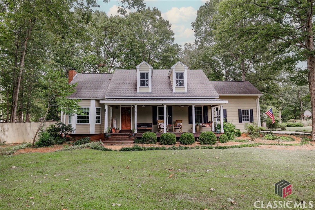Welcome to this charming 5-bedroom, 3-bath home in Winterville’s desirable Oakmont neighborhood. Surrounded by mature trees and lush greenery, this property boasts a stunning yard that’s perfect for outdoor gatherings and peaceful relaxation.Inside, the large, updated kitchen is perfect for entertaining, featuring modern appliances and plenty of counter space. The home offers two ensuite bathrooms—one on the main level and another upstairs—along with an additional full bath upstairs. The spacious living room and dining room feature hardwood floors and updated finishes throughout provide modern comfort and style.Step outside to enjoy the cozy screened porch, a large back porch for dining or relaxing, and a welcoming front porch. The fenced-in yard offers plenty of space for outdoor activities, while the two-car garage adds convenience and extra storage.This Oakmont gem combines modern updates with timeless appeal—schedule a visit today!