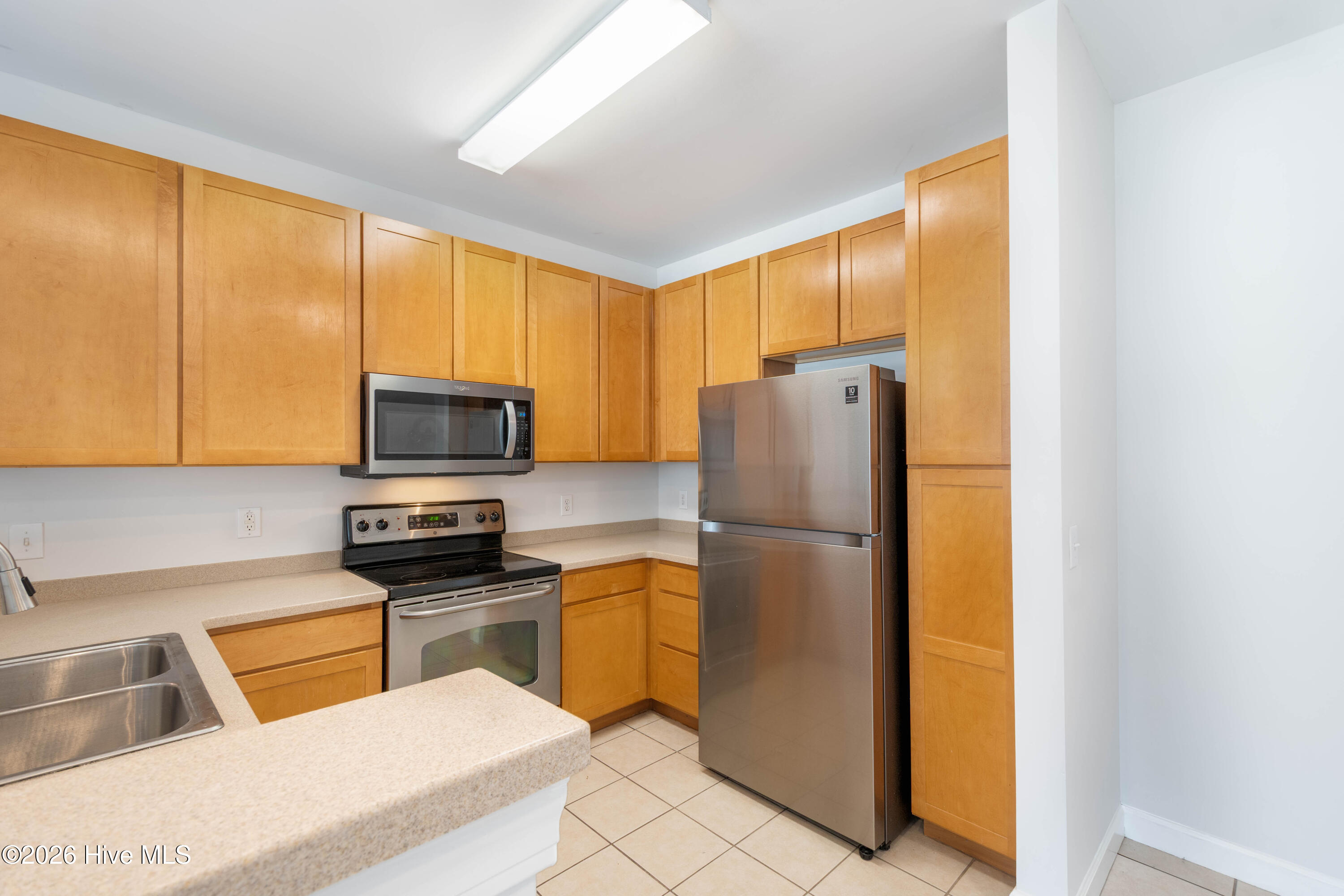 100566741 | Photo 29