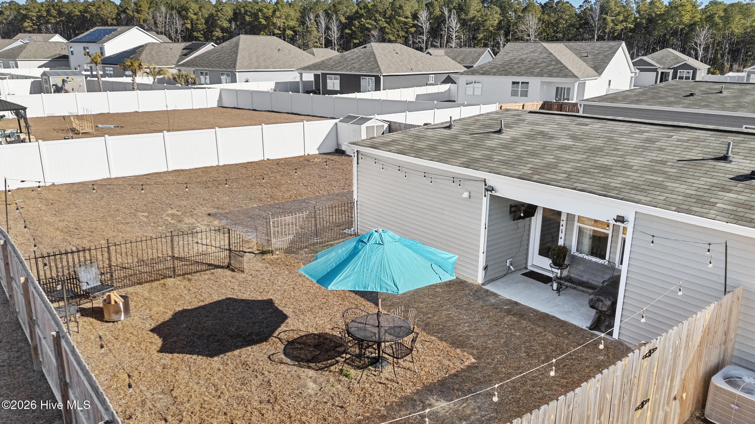 100555652 | Photo 49