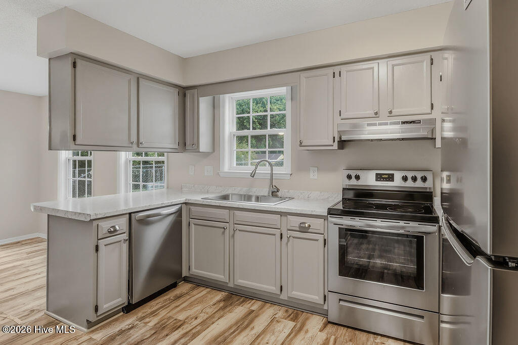 2038 Hunters Ridge Drive,Midway Park