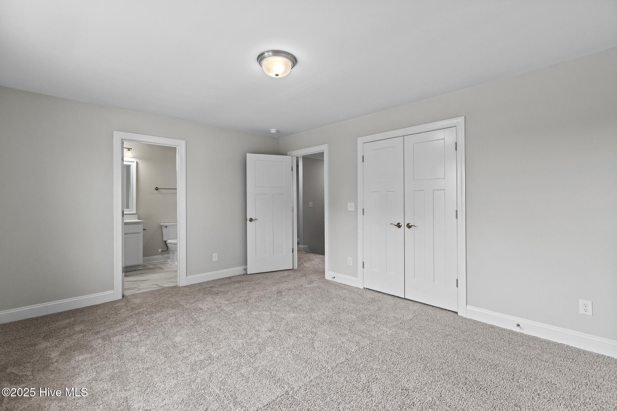 100511230 | Photo 26