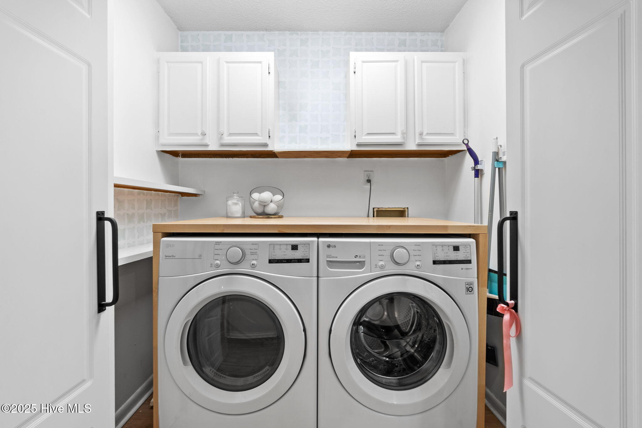 100547956 | Photo 14