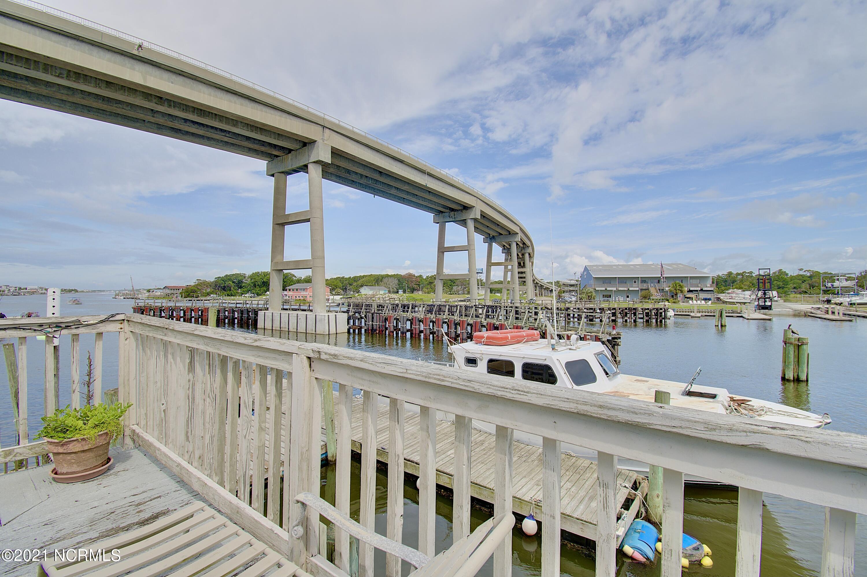 100502162 | Photo 93