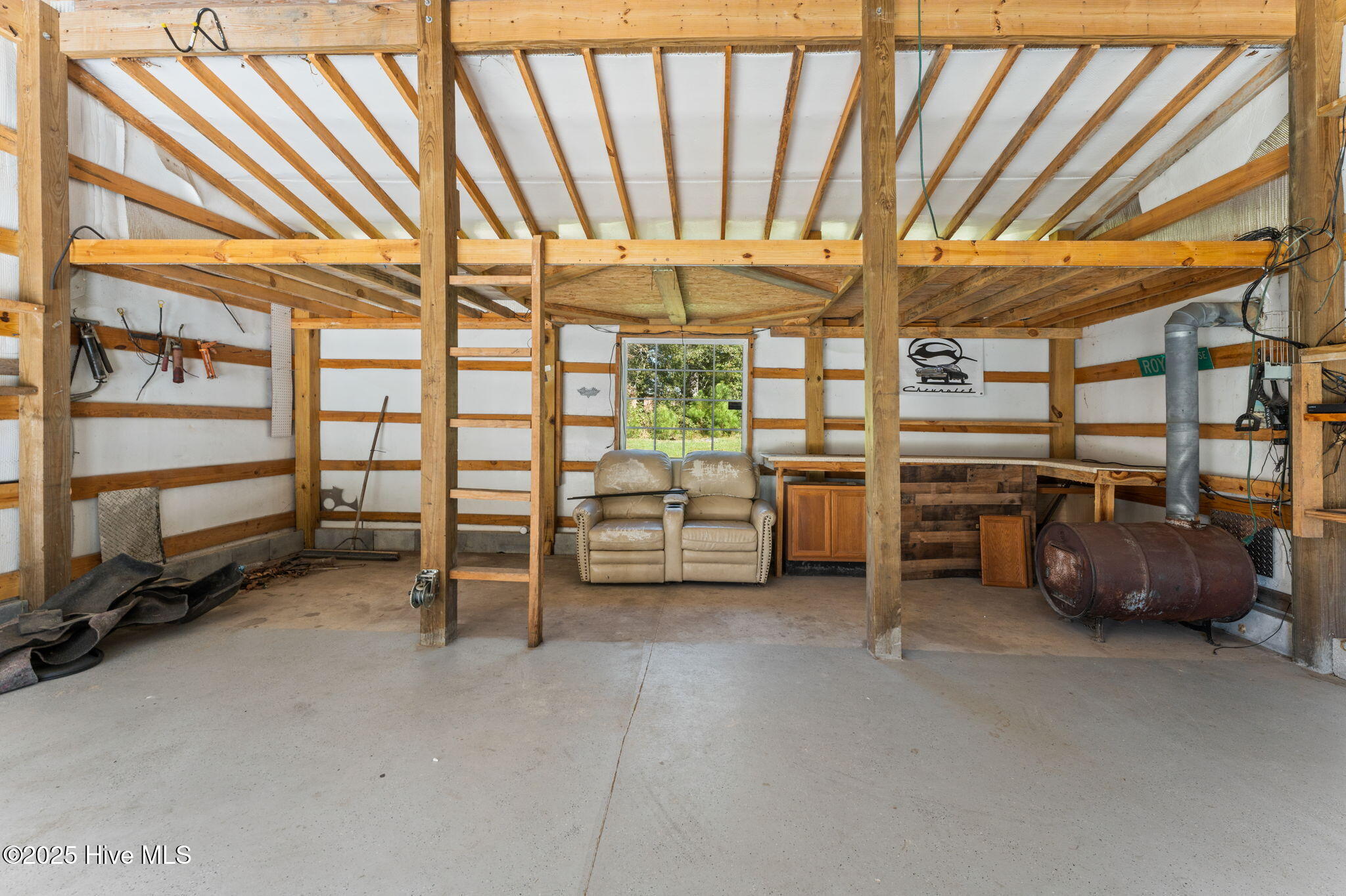 100534083 | Photo 26