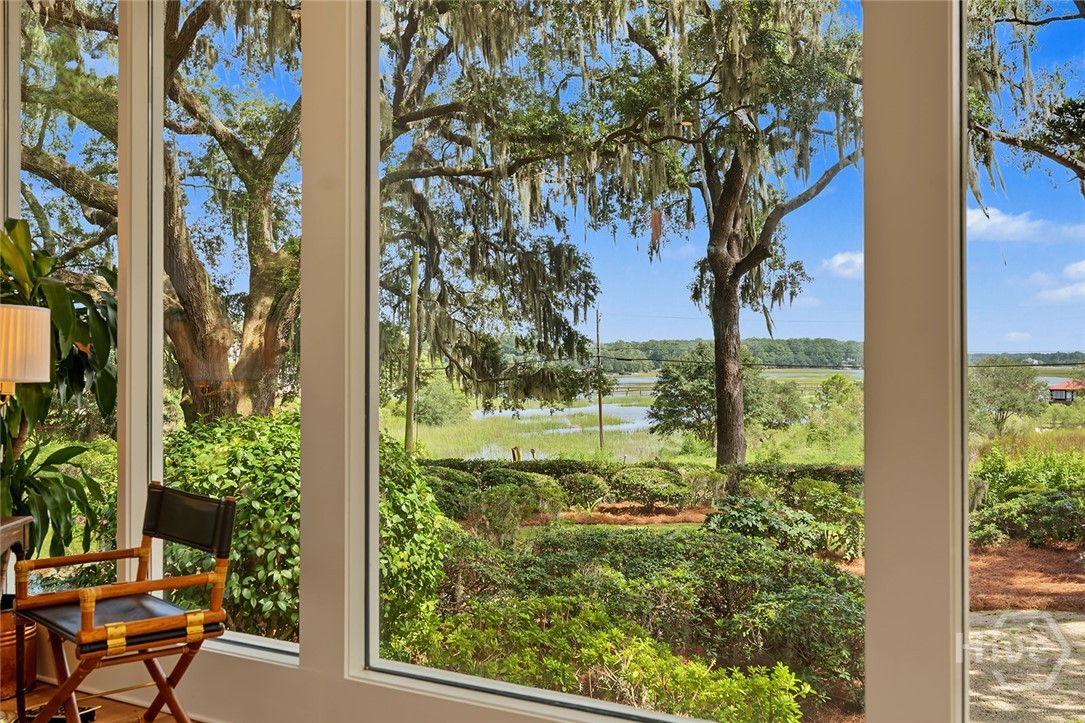 Living room with panoramic views of Herb River